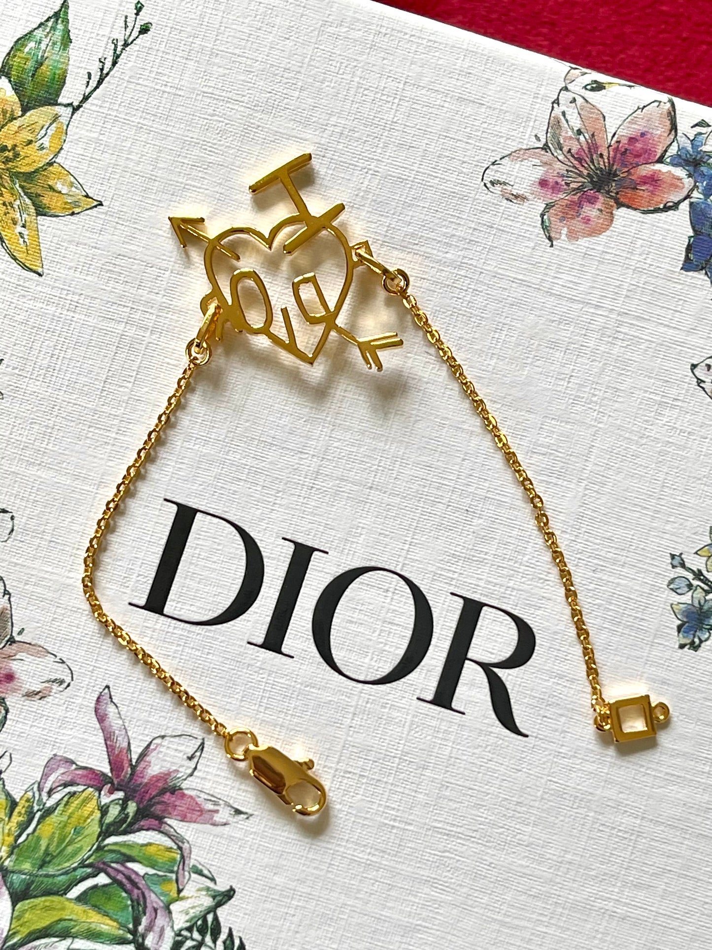 I love Dior authentic vintage gold plated heart charms chain bracelet