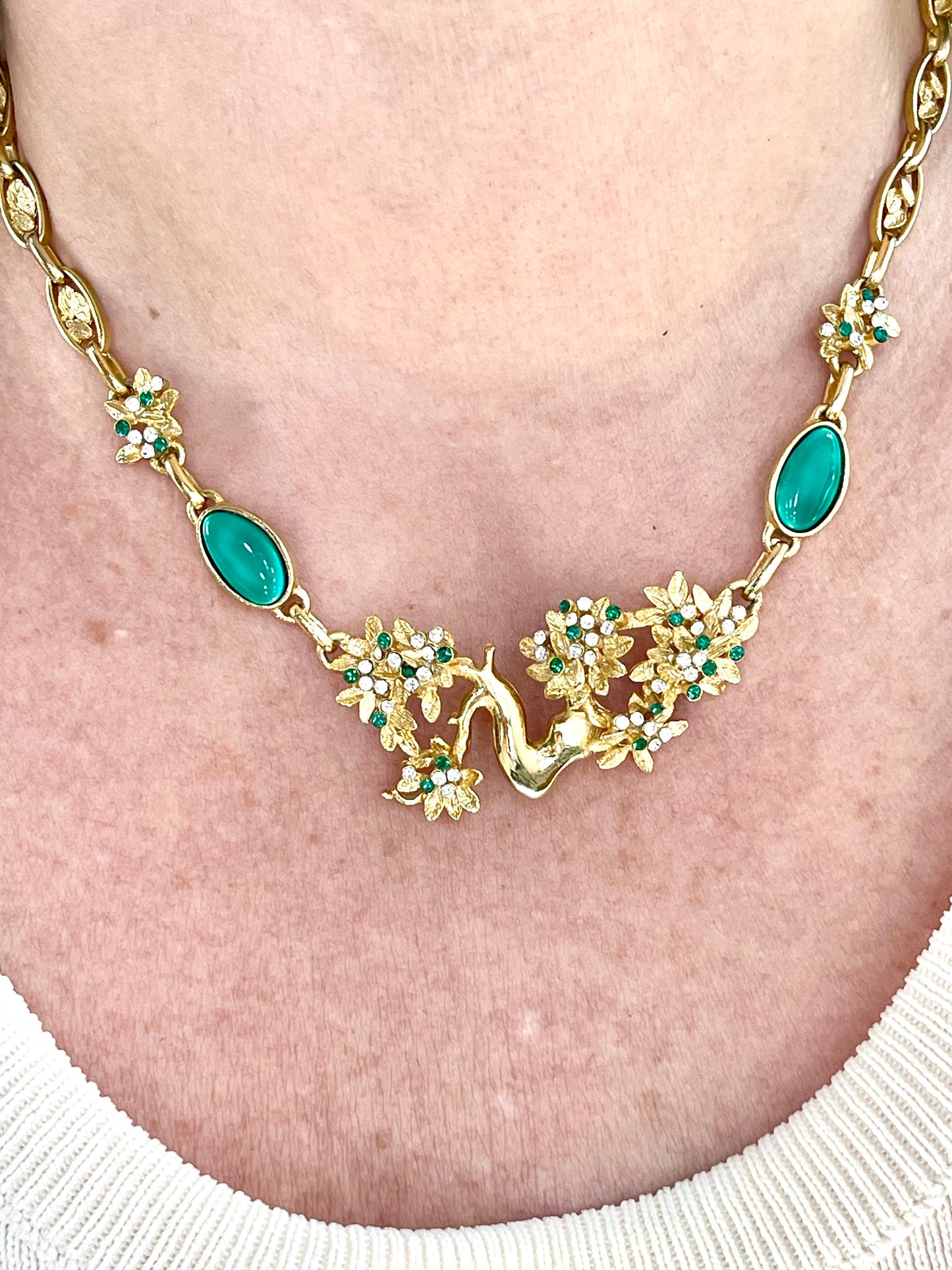 Collar de cadena dorada vintage Orena – Colección años 80