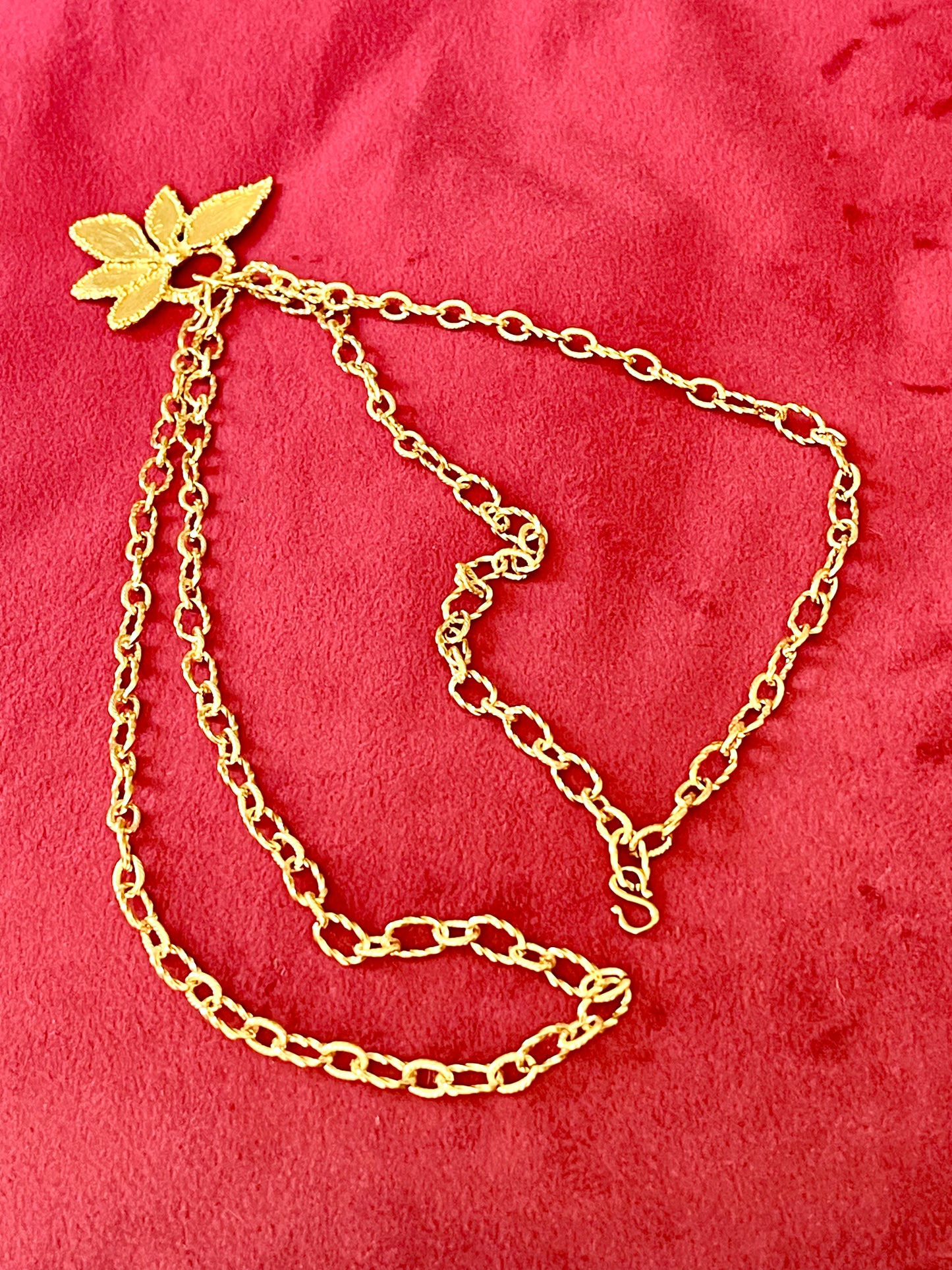 Long chain necklace vintage authentic leaf pendant Yves Saint Laurent gold plated statement chocker necklace