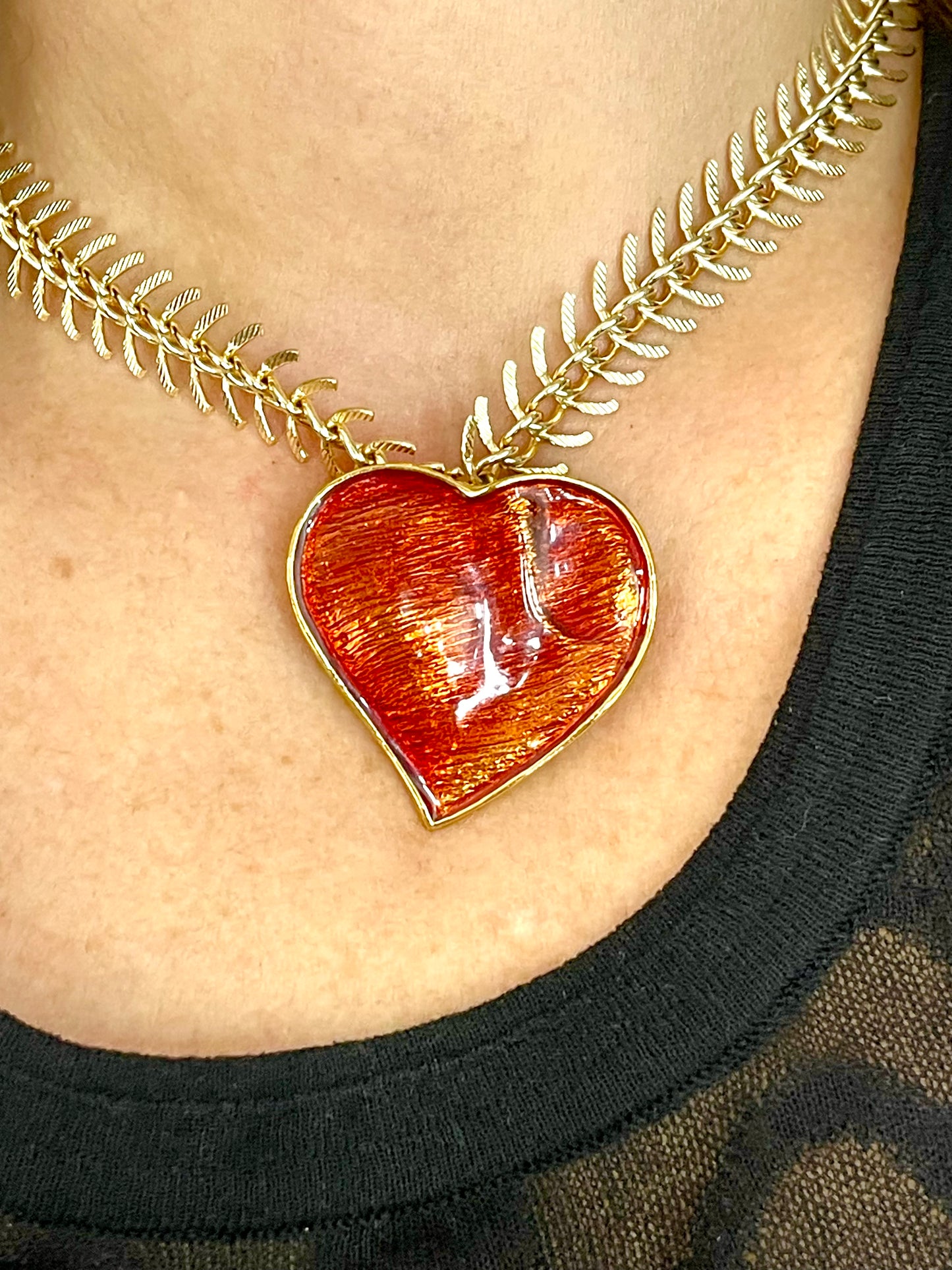 Arty Yves Saint Laurent vintage 80’s red enamel gold plated heart charms statement pendant necklace brooch rare items