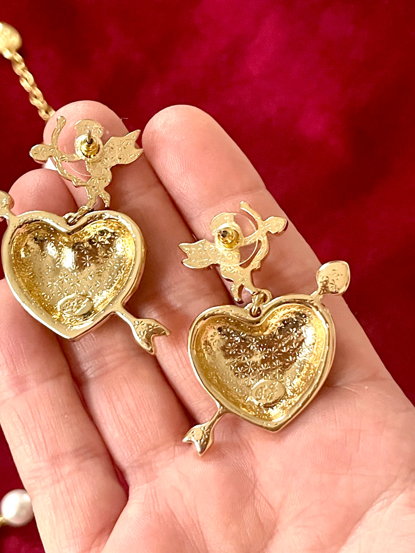 Ensemble de bijoux Statement Love Cubid Style Haute Couture Oscar De La Renta Betsey Johnson