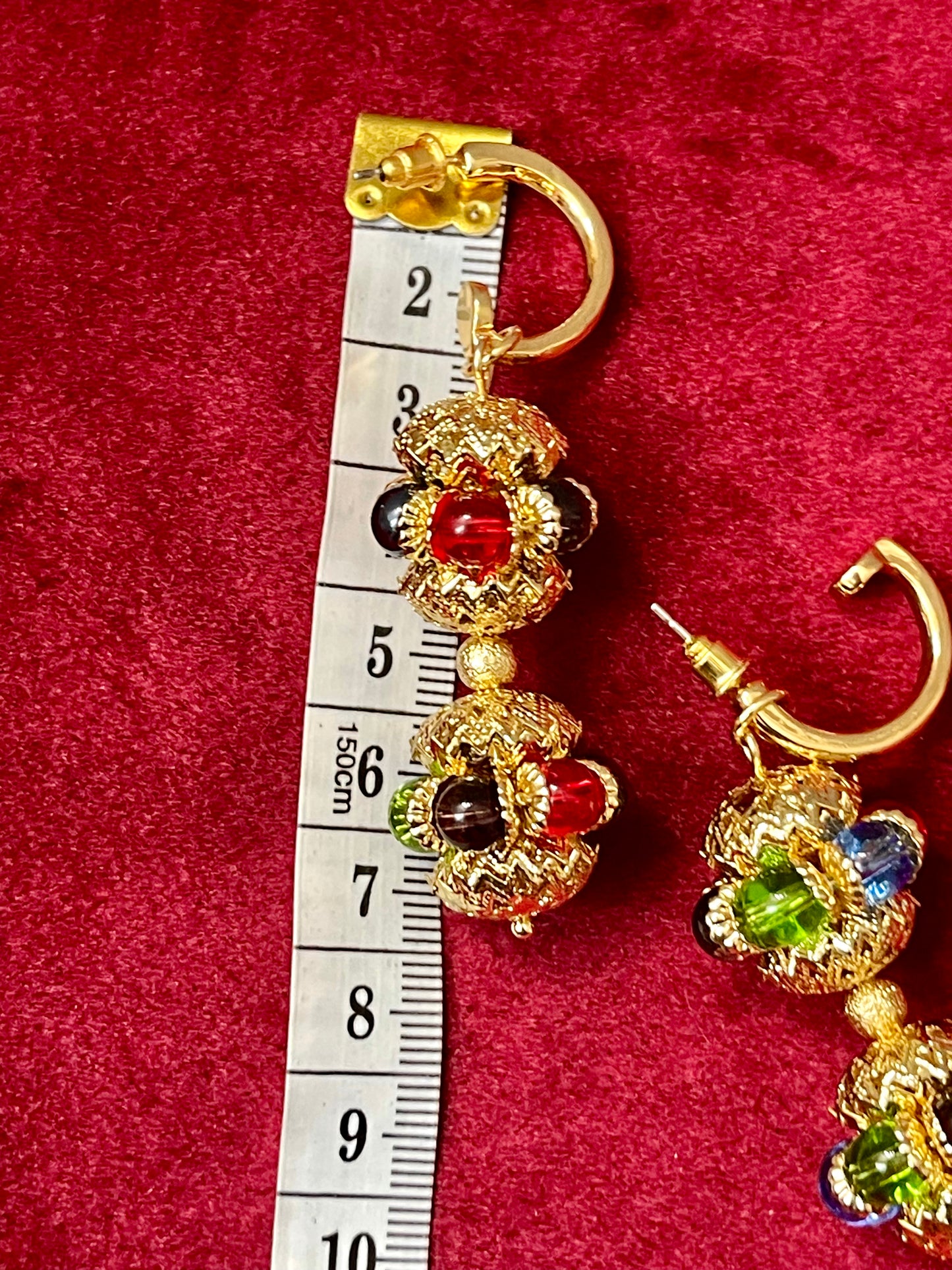 Dangling Metal Hoop 90’s Inspired Earrings