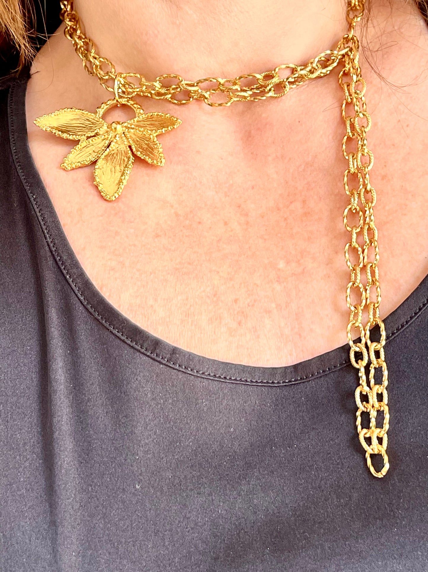 Chocker necklace Vintage 80’s Yves Saint Laurent Leaf Pendant authentic worn by model versatile adjustable design