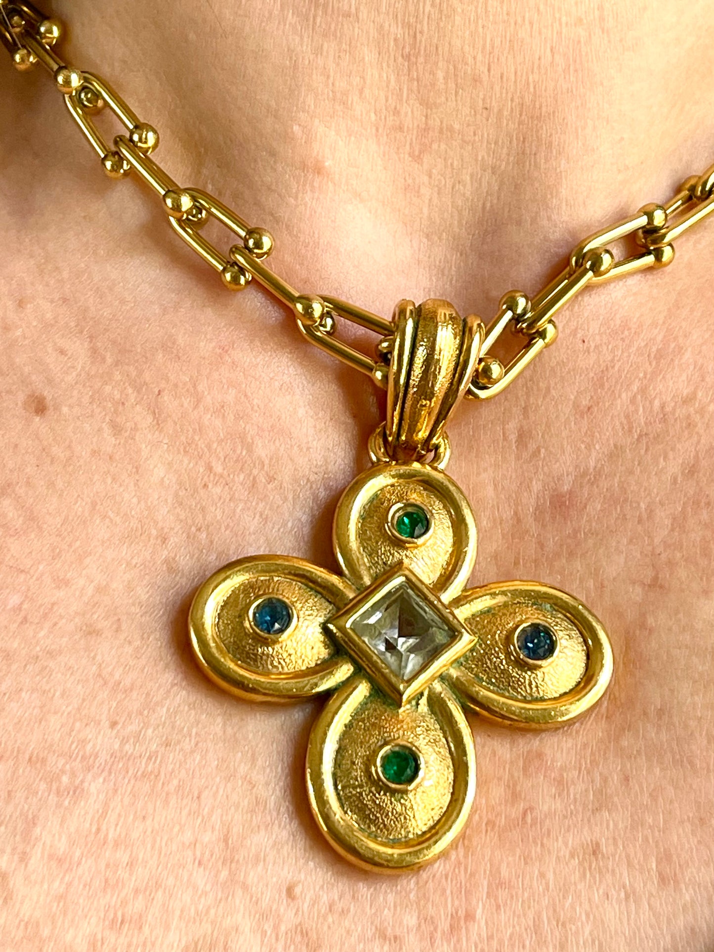 Raro estilo colgante vintage de los años 80 Yves Saint Laurent Christian Lacroix