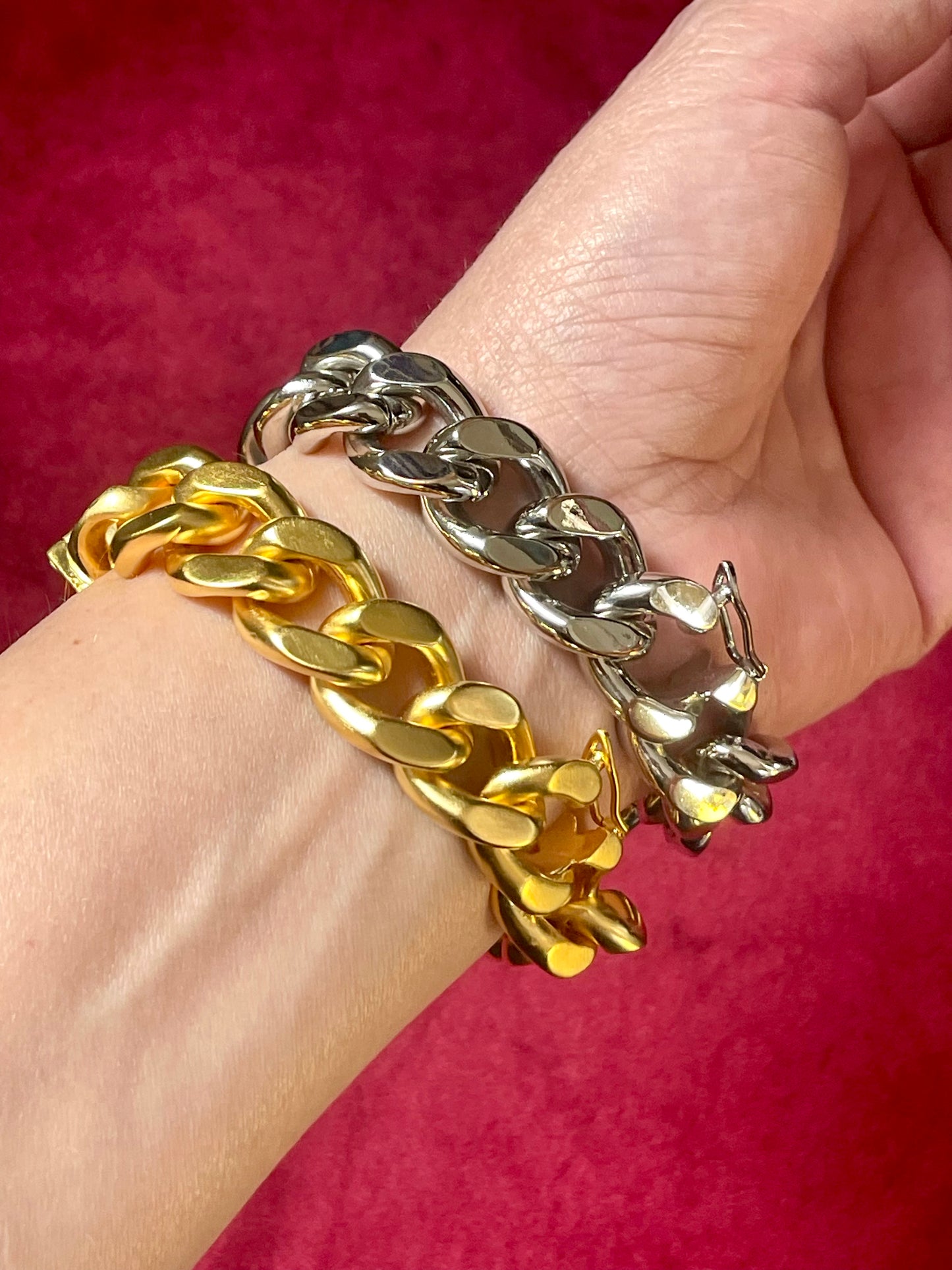 Gourmet Vintage Dior makeup 2000 Dior beauty refurbished 18KG rare find collectible chain bracelet