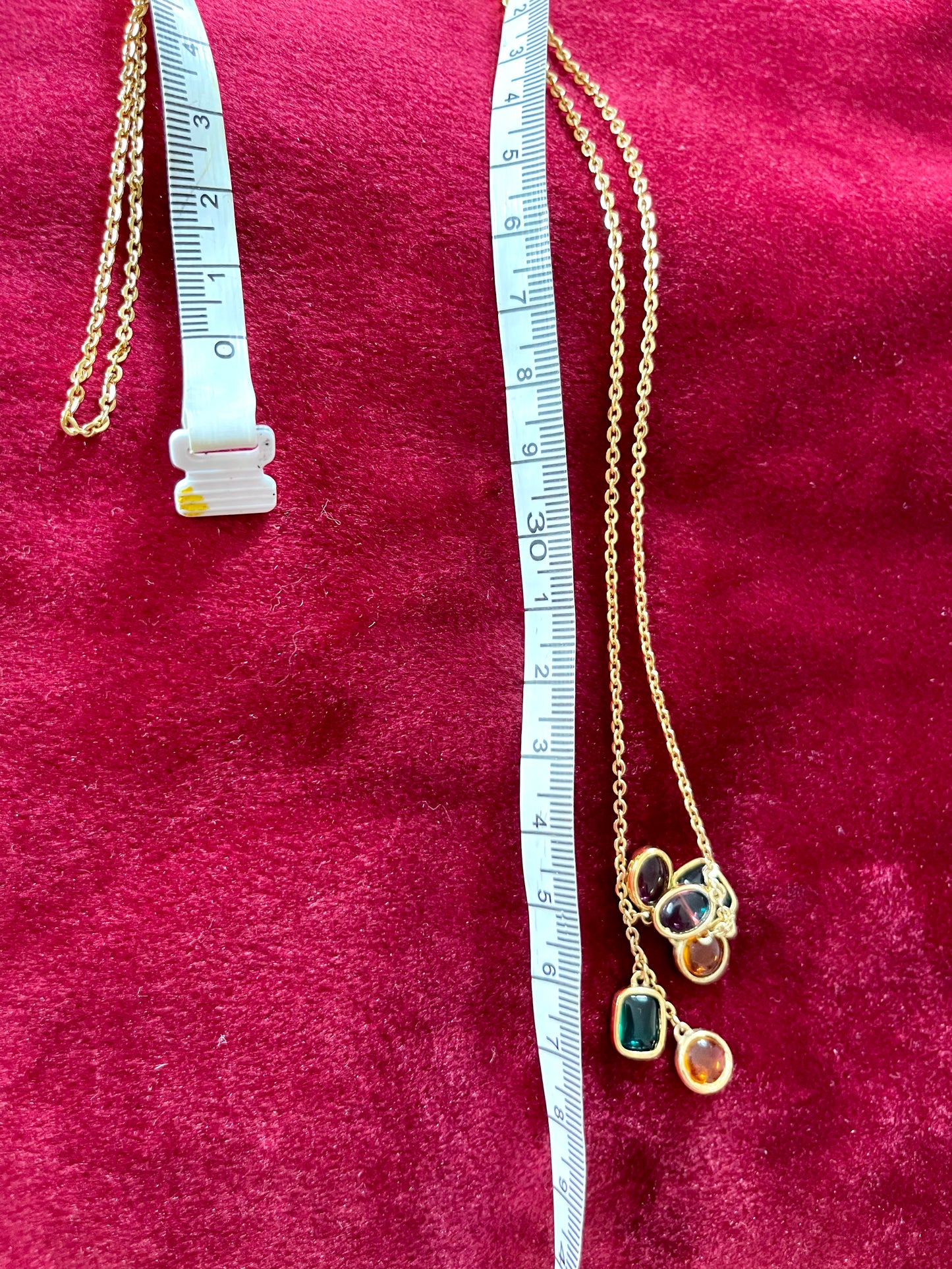 Collar vintage con dije largo Triffari