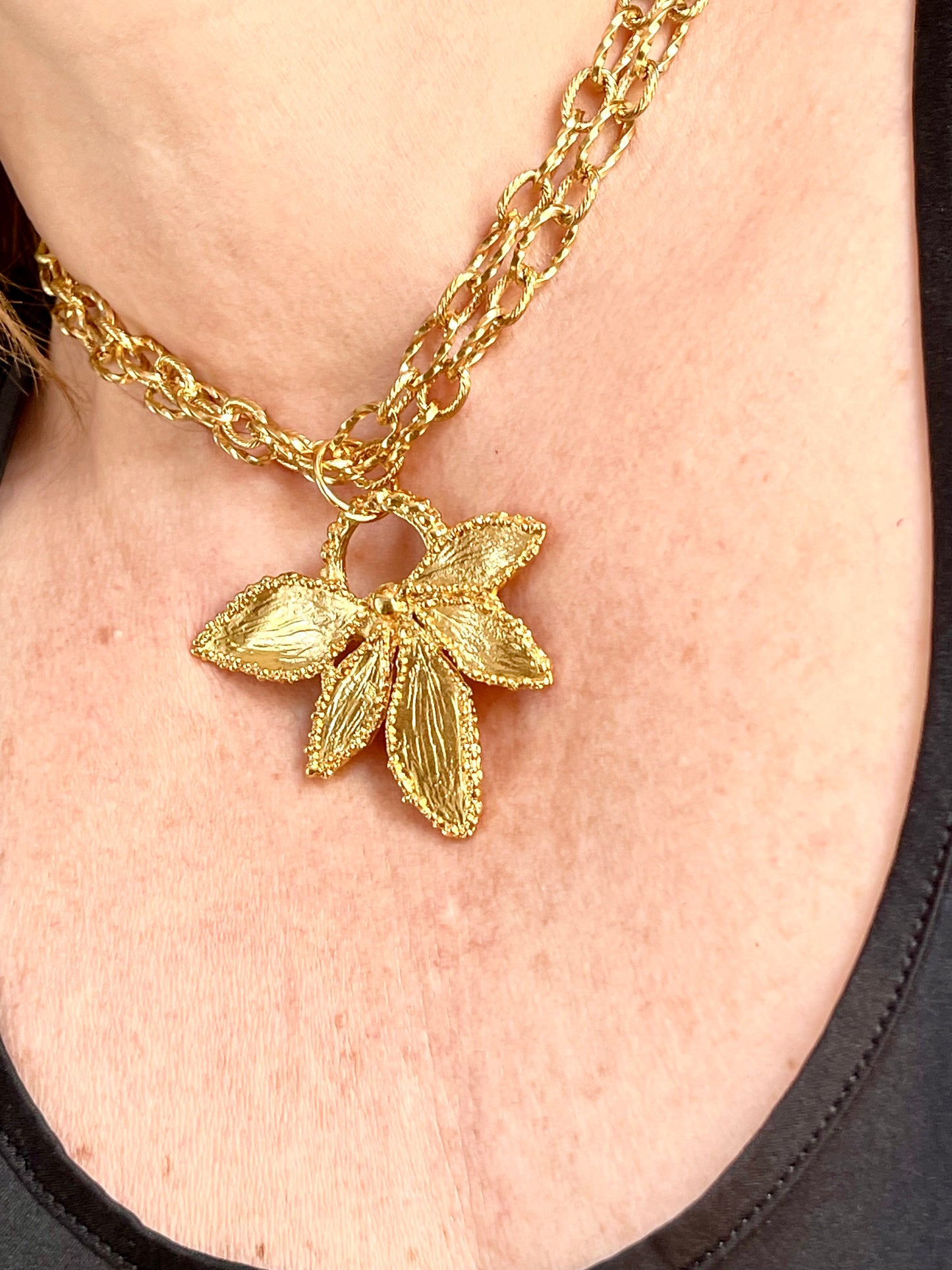 Chocker necklace Vintage 80’s Yves Saint Laurent Leaf Pendant authentic worn by model versatile adjustable design