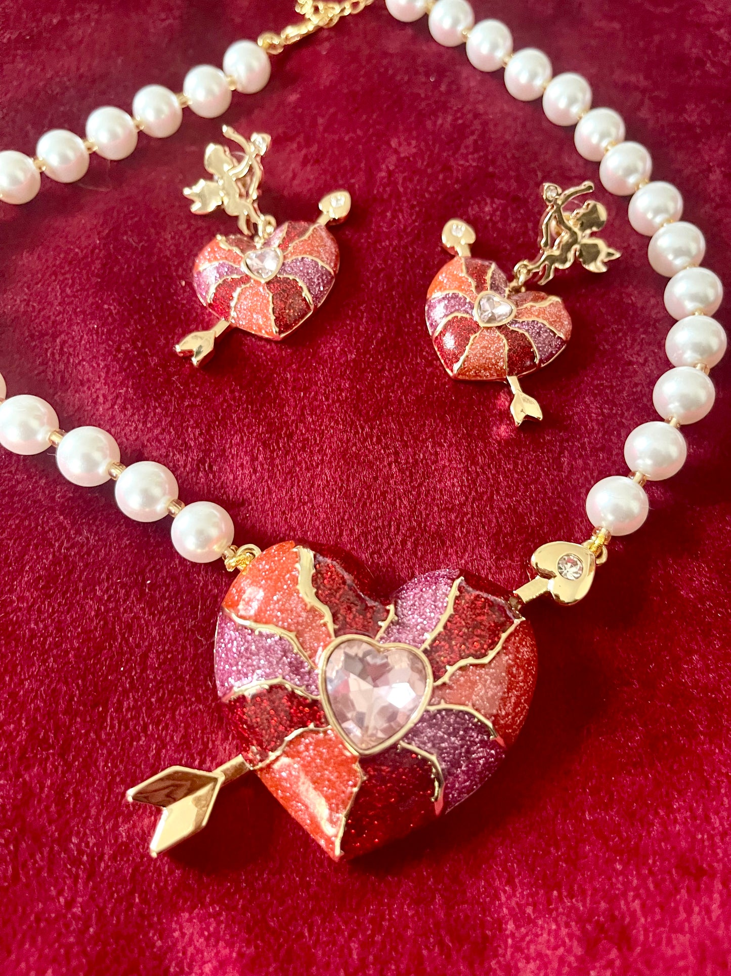 Ensemble de bijoux Statement Love Cubid Style Haute Couture Oscar De La Renta Betsey Johnson