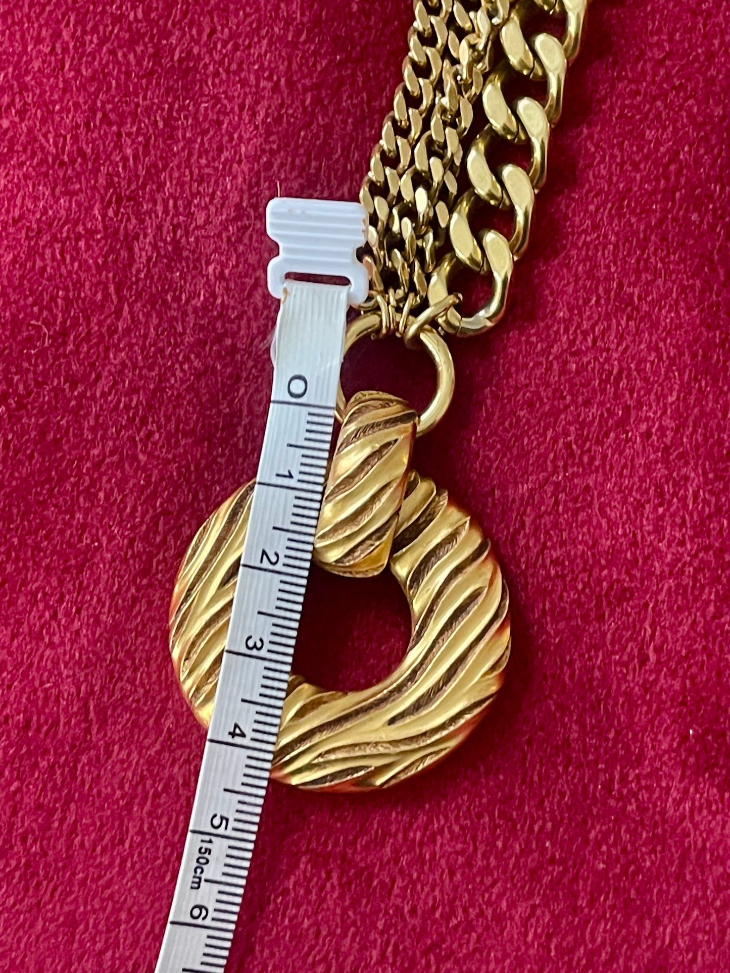 Collar personalizado con colgante vintage de YSL, auténtica joyería de Yves Saint Laurent.