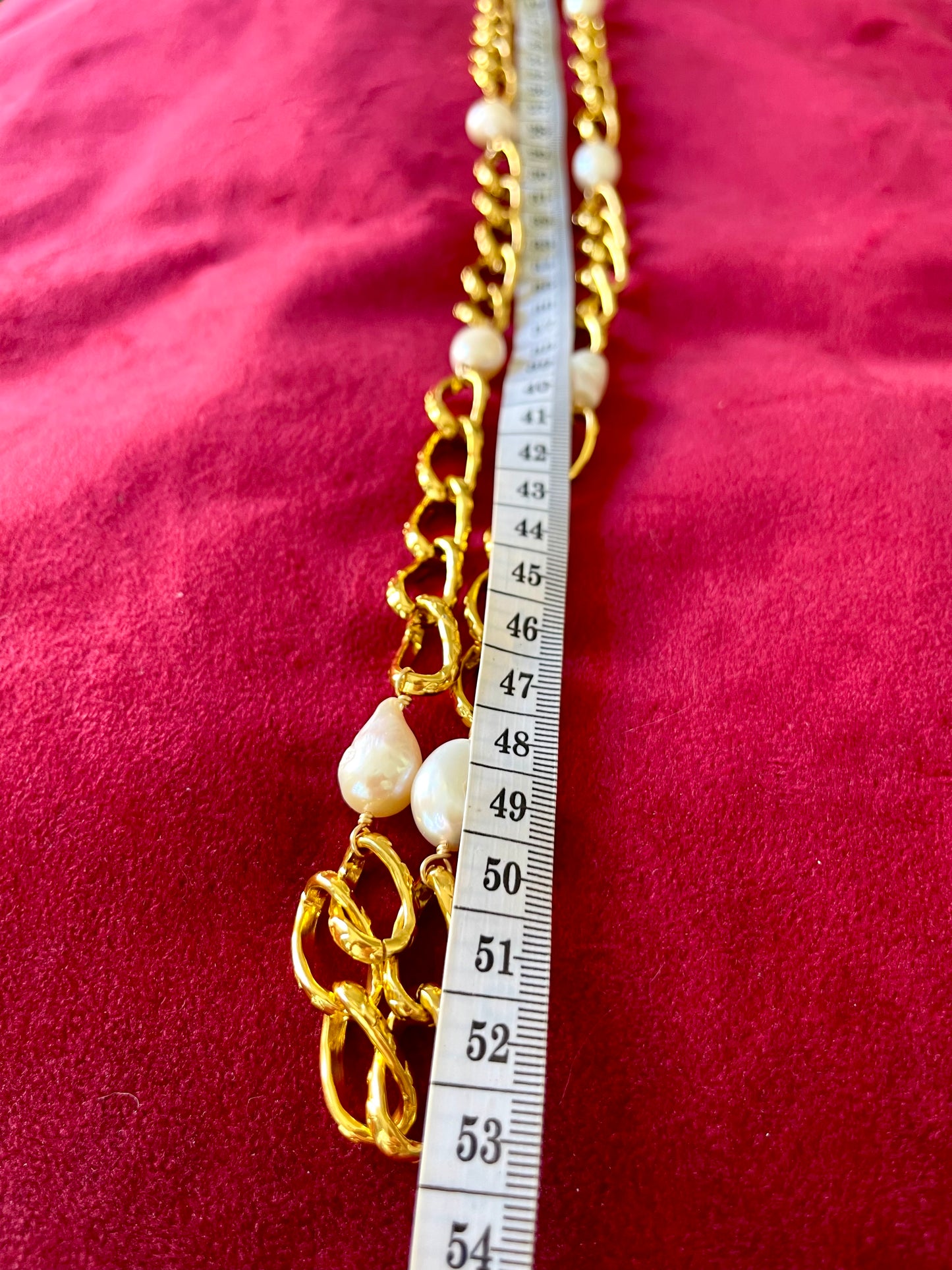 Elegant Gold Plated Jewelry Set Freshwater Pearl Necklace & Drop Earrings Haute Couture Style