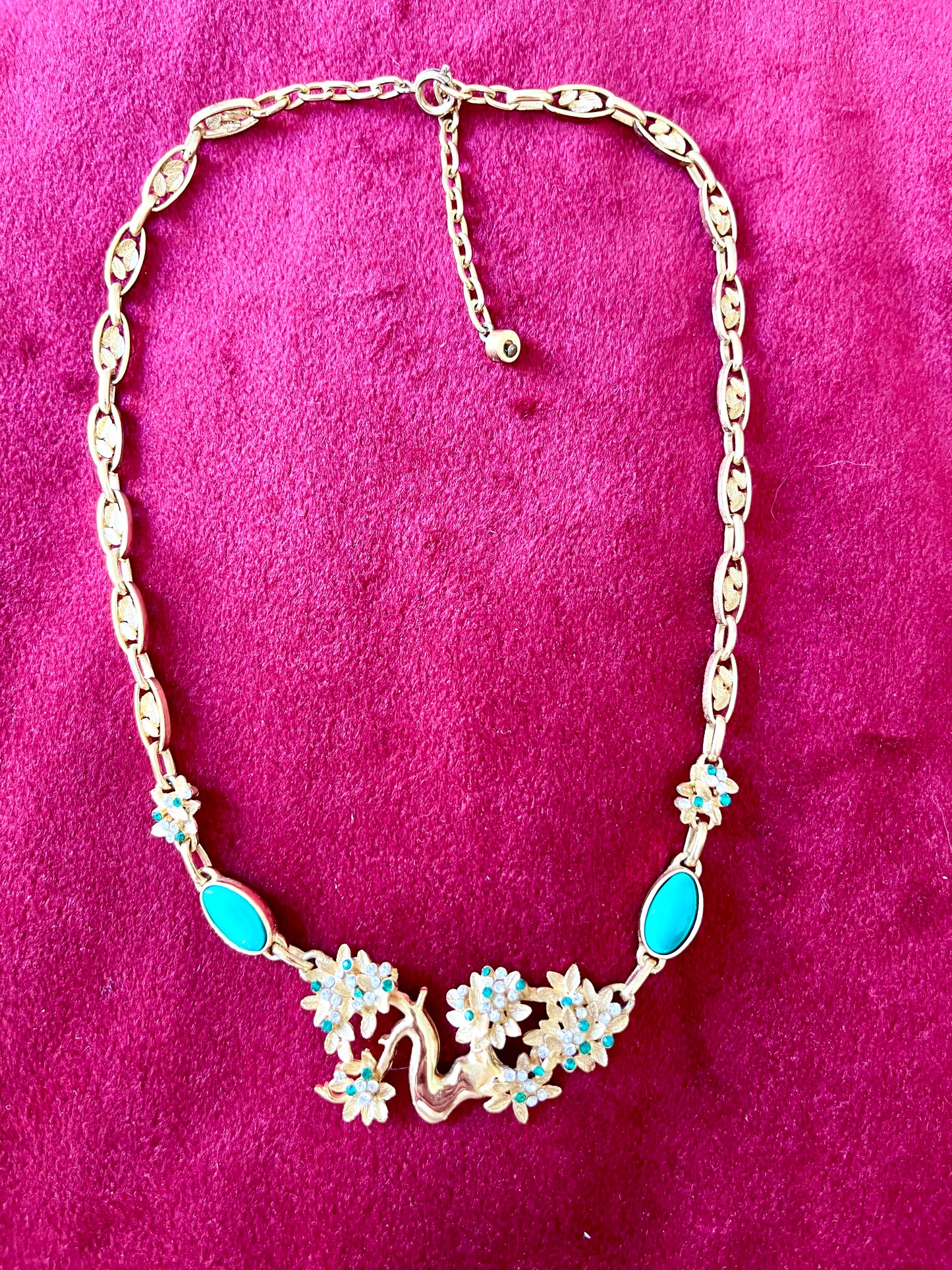 Collar de cadena dorada vintage Orena – Colección años 80