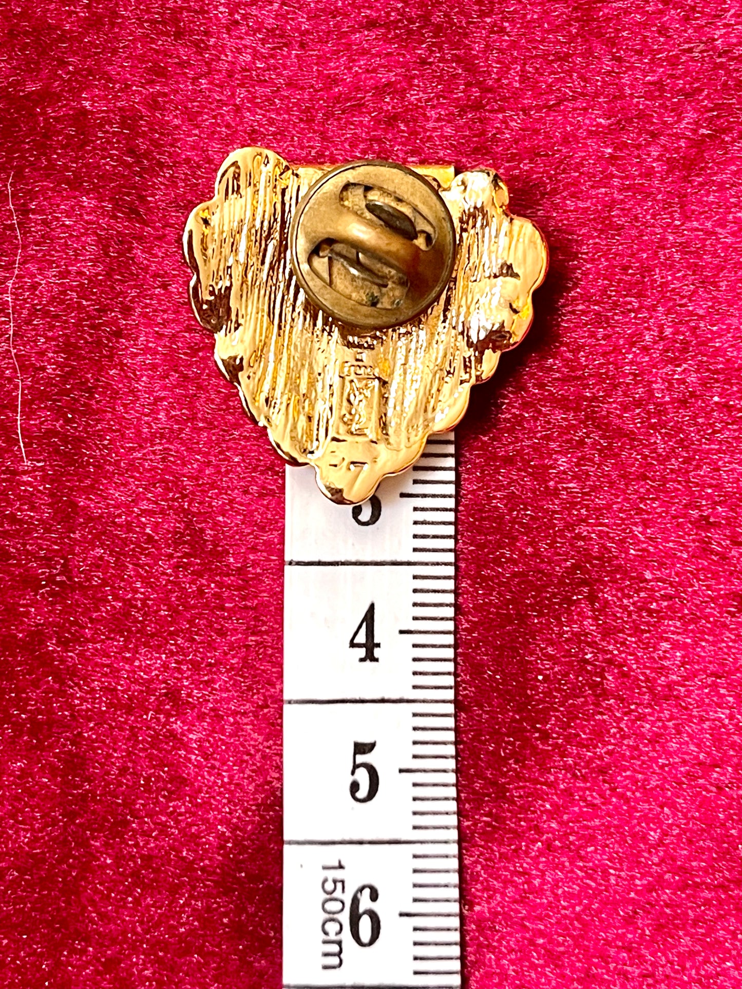 Back side signed YSL excellent condition Yves Saint Laurent vintage 80s heart gold tone rhinestones pin brooch