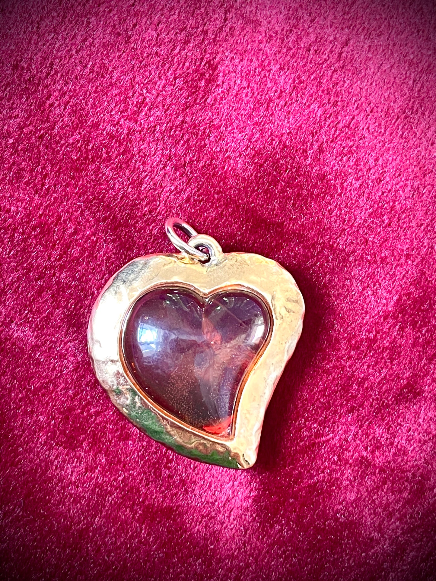 Colgante incrustado de rosa de color ámbar Yves Saint Laurent Vintage