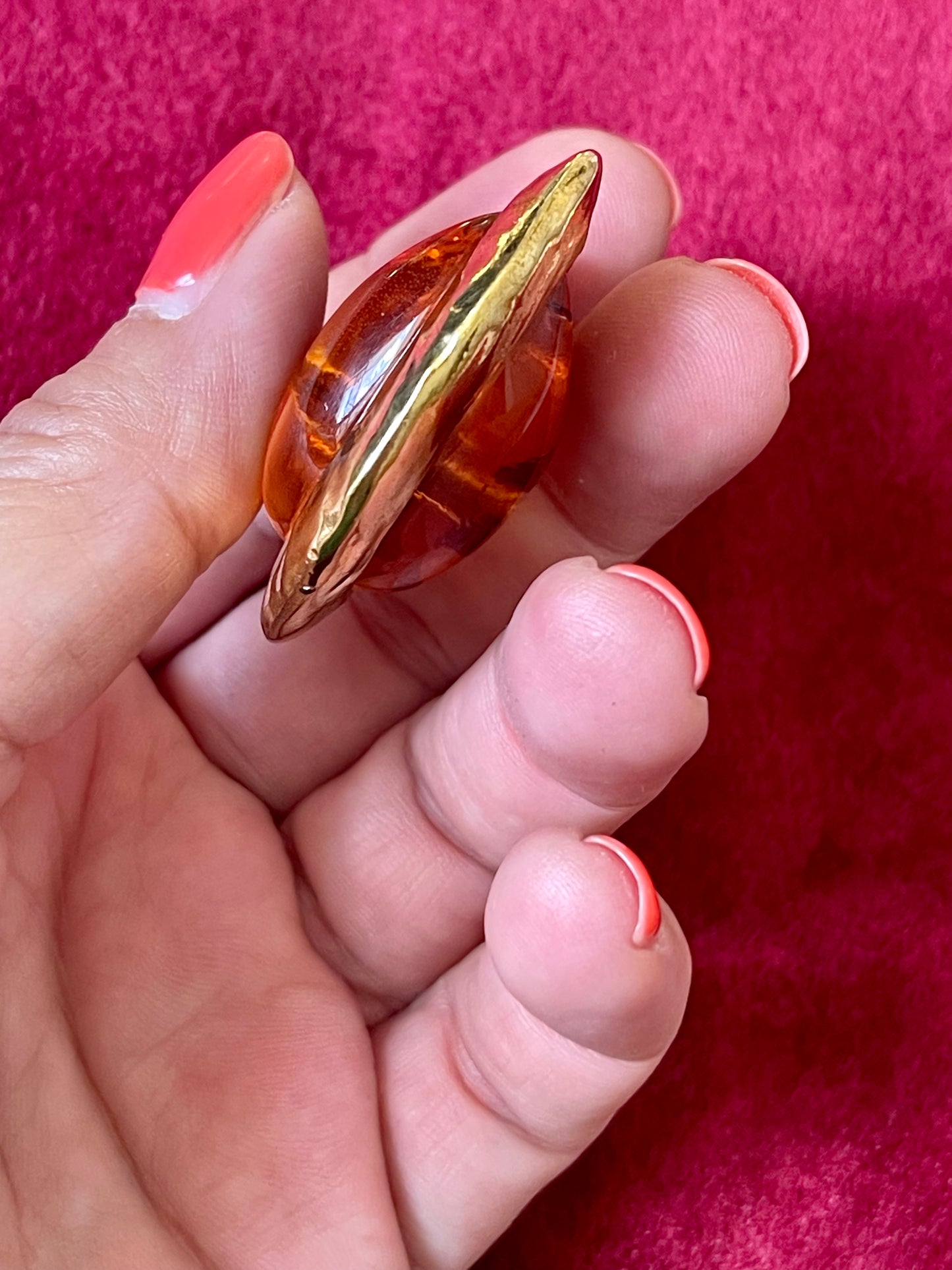 Colgante incrustado de rosa de color ámbar Yves Saint Laurent Vintage