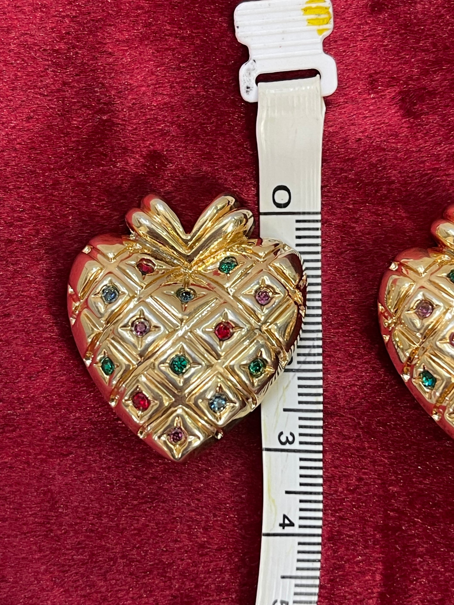 Vintage 80’s Golden Heart Earrings