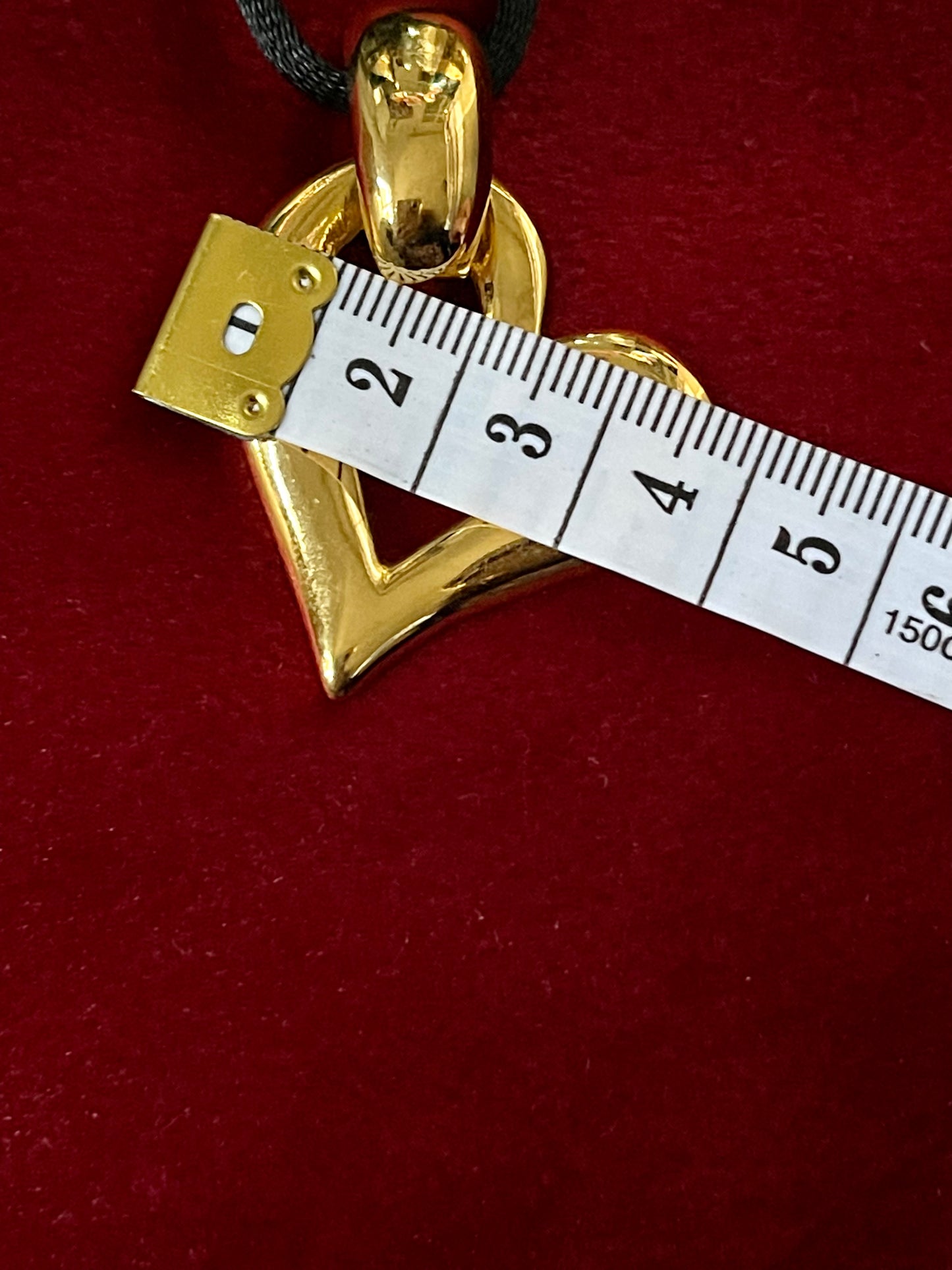Saint Laurent Pendentif Vintage Couleur Coeur Or Avec Nouvelle Chaîne