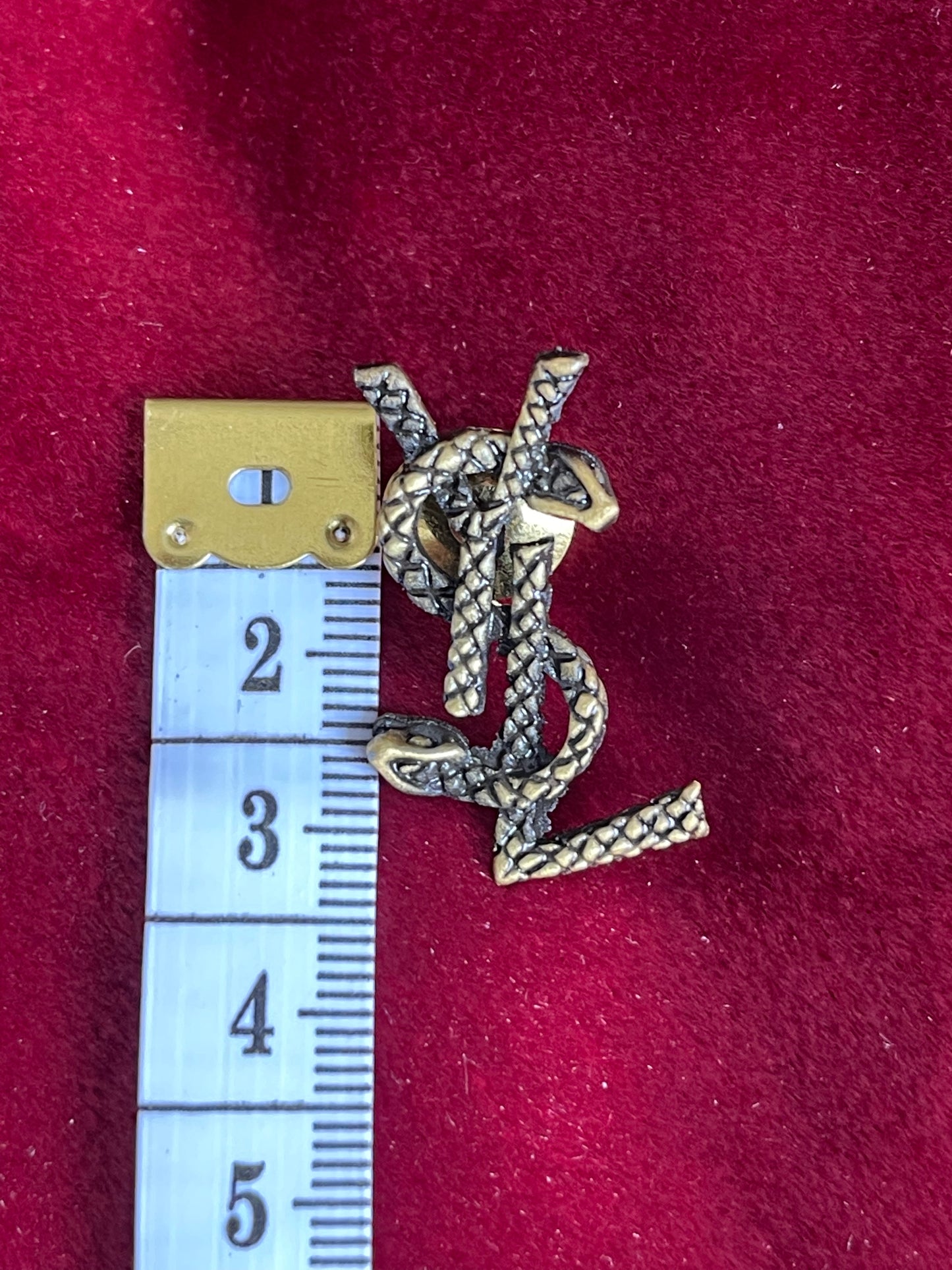 Broche serpent en cuivre Yves Saint Laurent