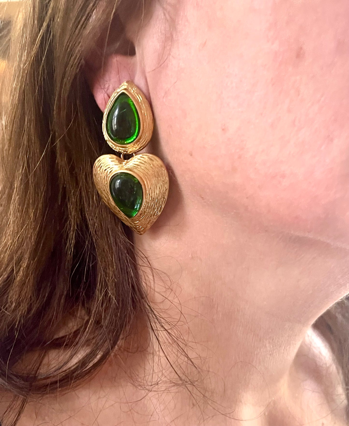 Boucles d'oreilles Tear Drop Gold &amp; Green Remake design vintage