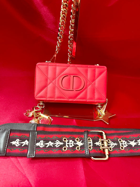 Bolso bandolera modificado con efecto lápiz labial rojo de Dior