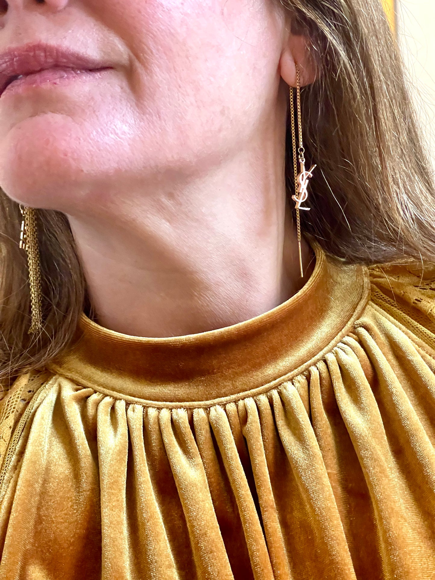 Pendientes colgantes vintage de Yves Saint Laurent reutilizados