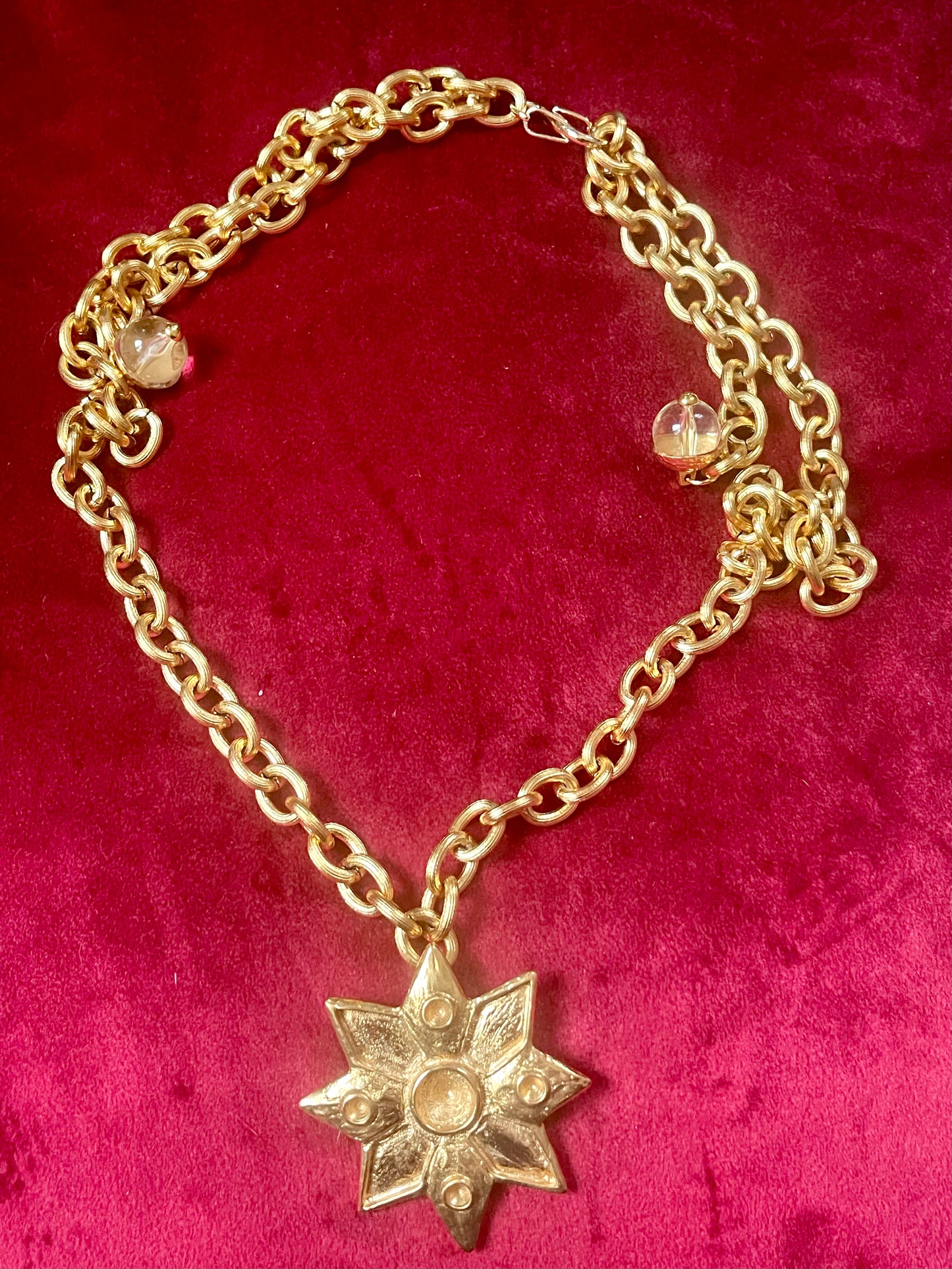 Collier pendentif étoile rare vintage Yves Saint Laurent