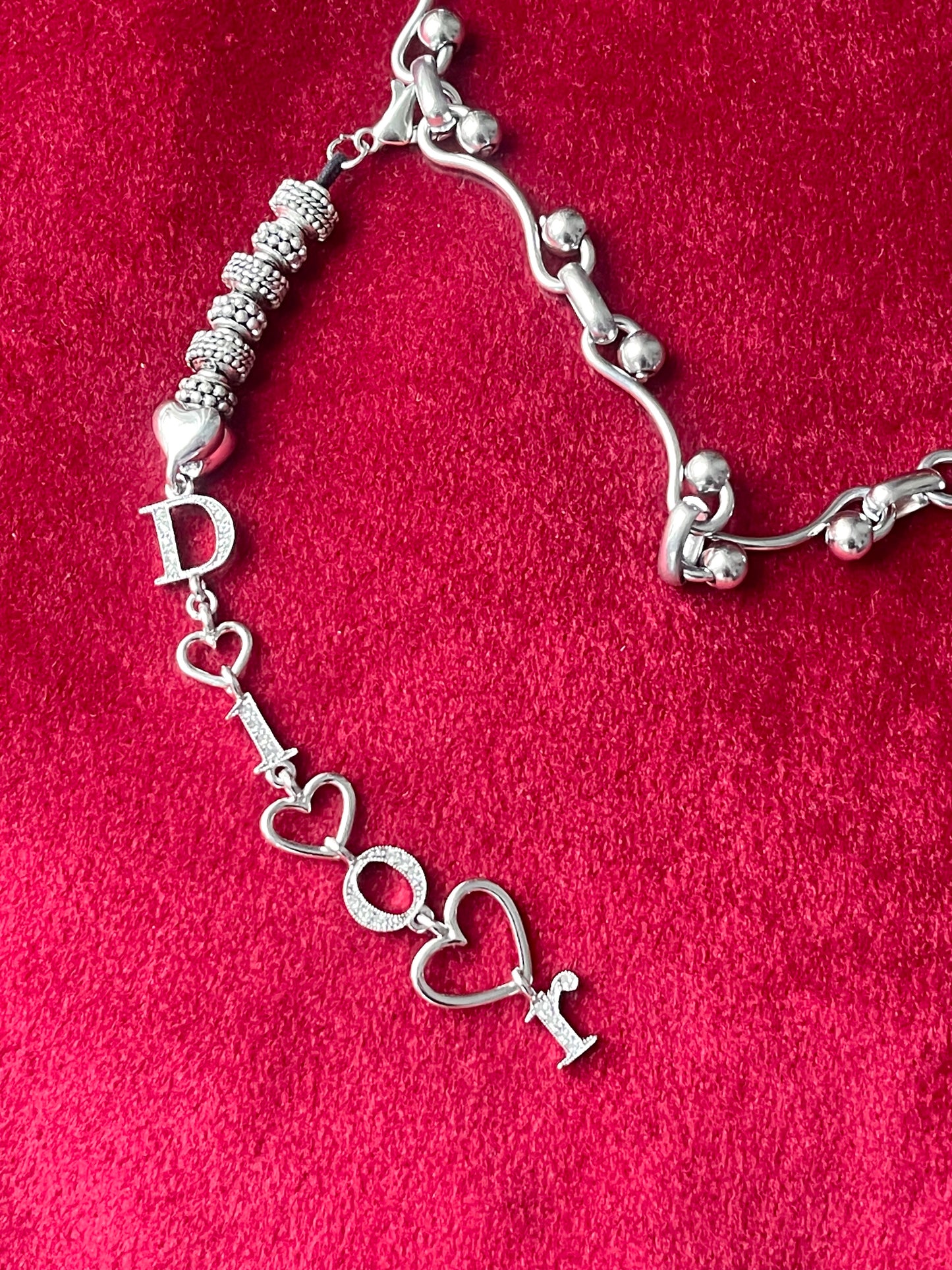 Collar con colgante convertible reciclado con dije para teléfono Dior auténtico