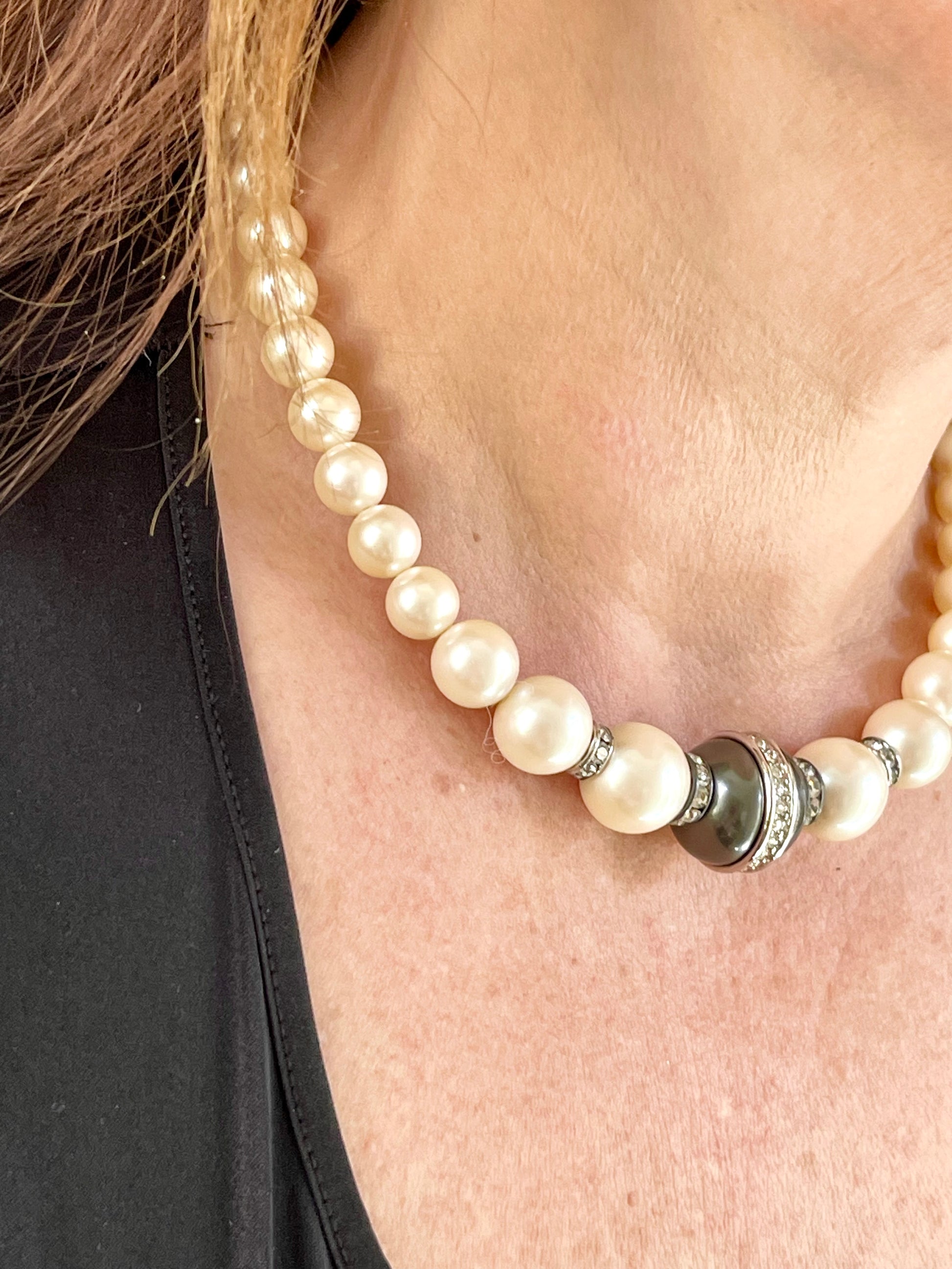 Grey faux pearl white vintage Yves Saint Laurent necklace authentic classic collectible jewelry worn by model associated