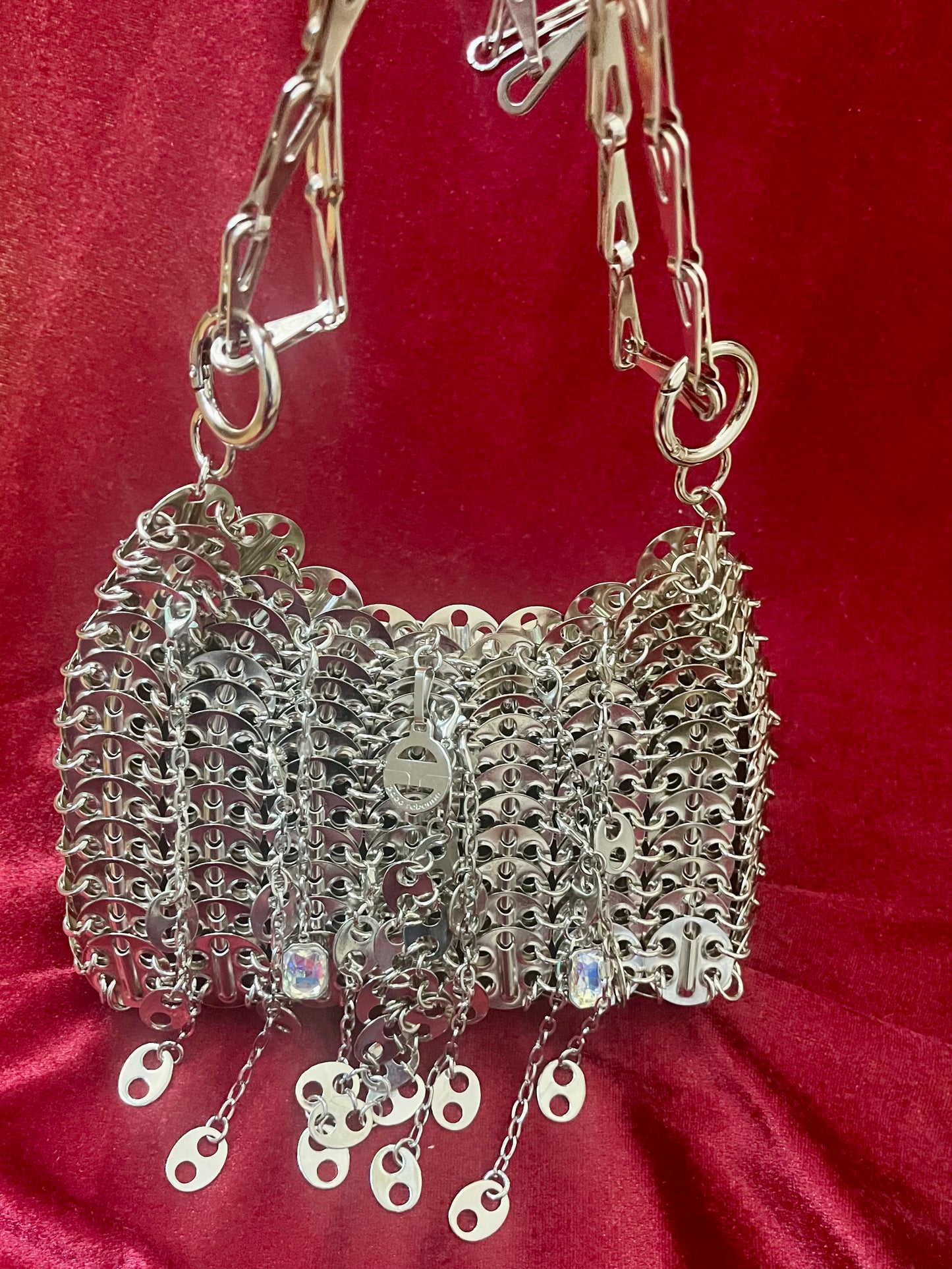 Charms Paco Rabanne argentés Sparkle Design Mini sac en métal Style Paco Rabanne