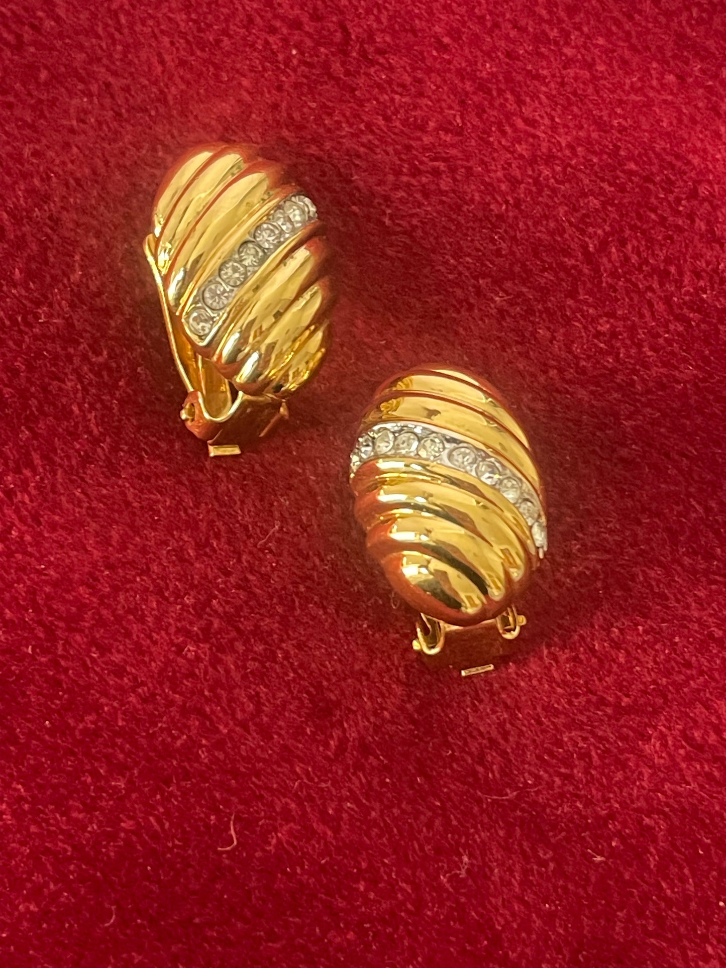 Yves Saint Laurent 70s 80s Clip-On Earrings