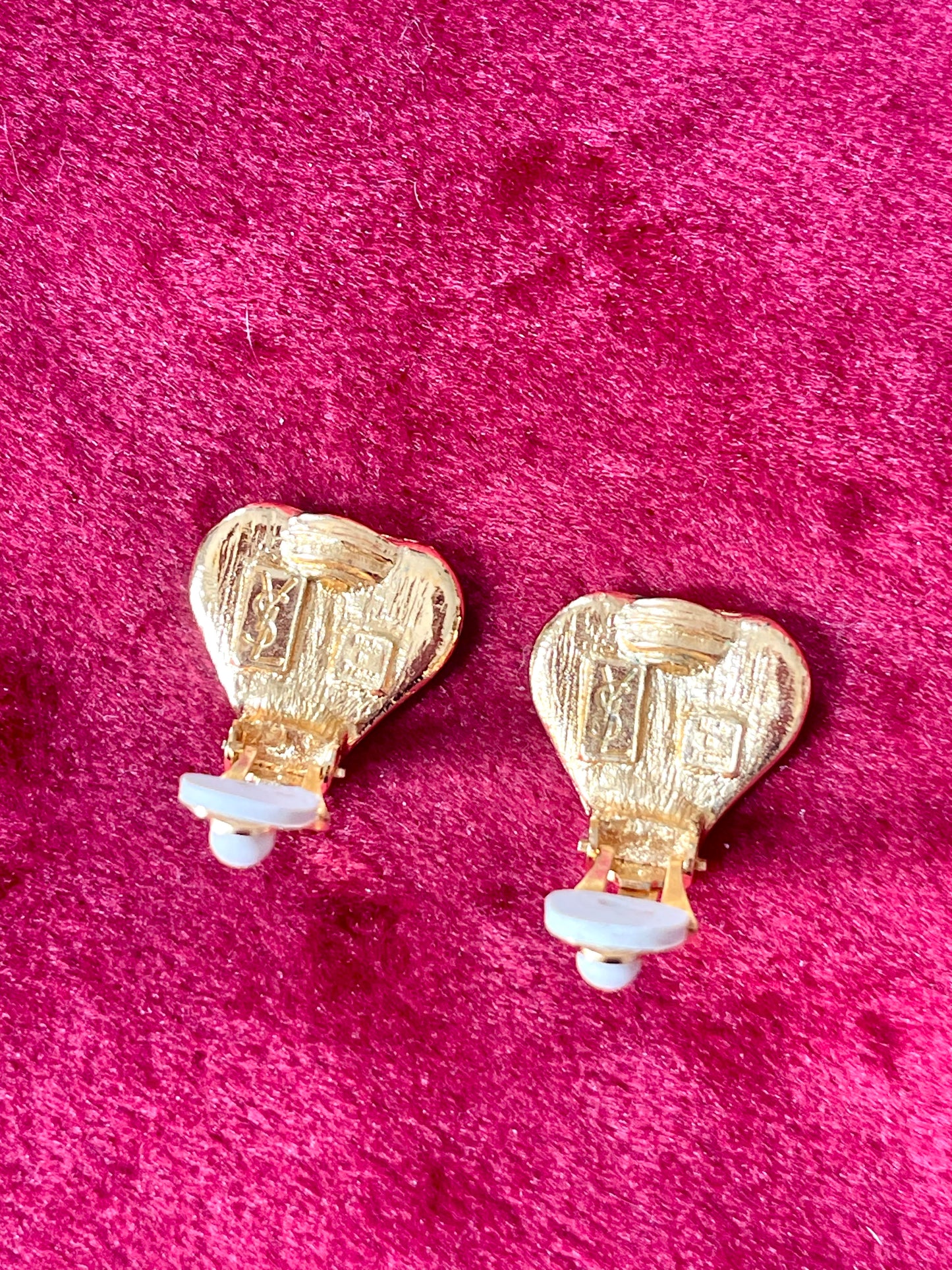 Pendientes mini Arty Heart Yves Saint Laurent auténticos de los años 80