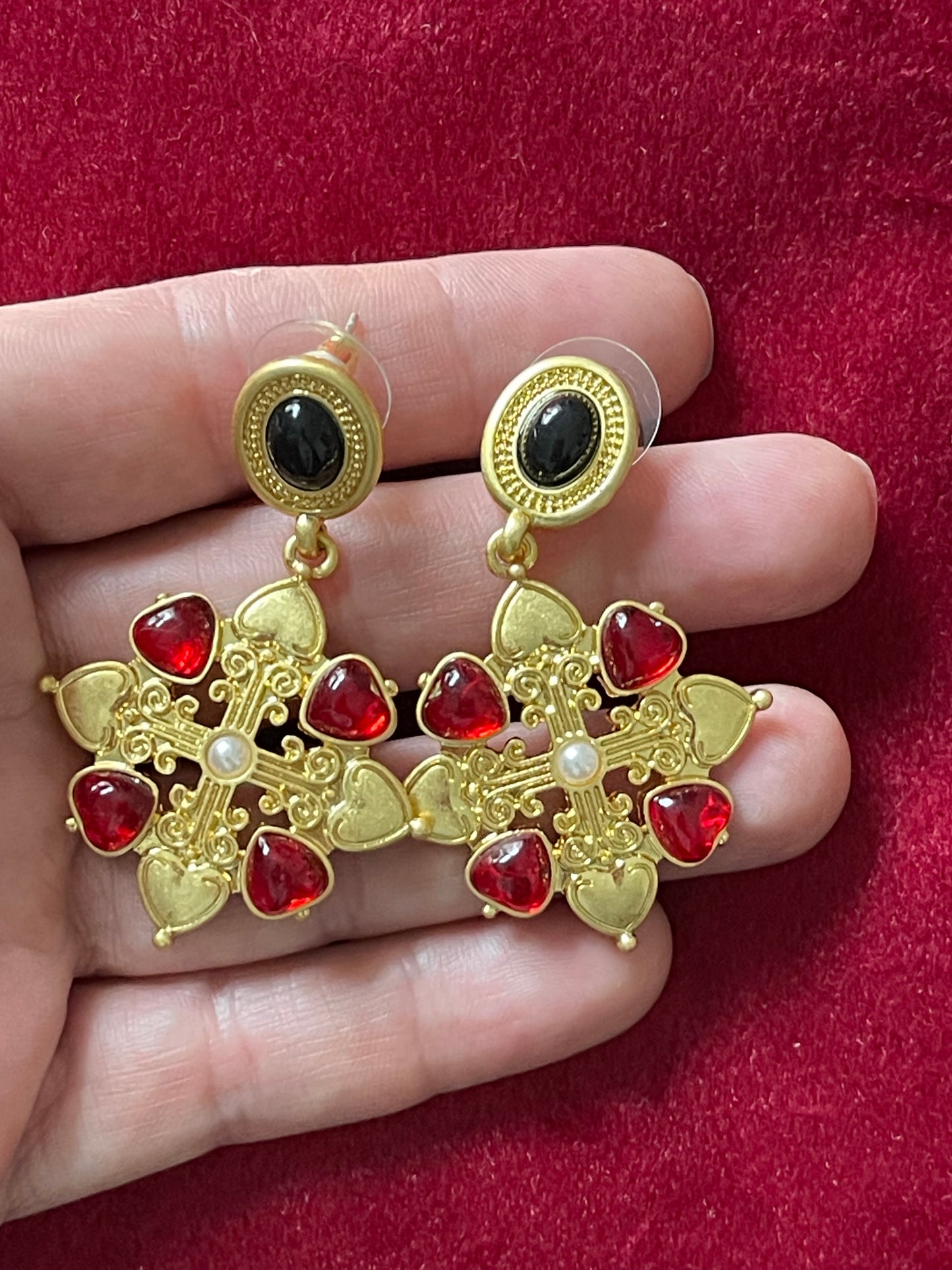 Boucles d'oreilles pique rouge style Christian Lacroix Yves Saint Laurent Vintage