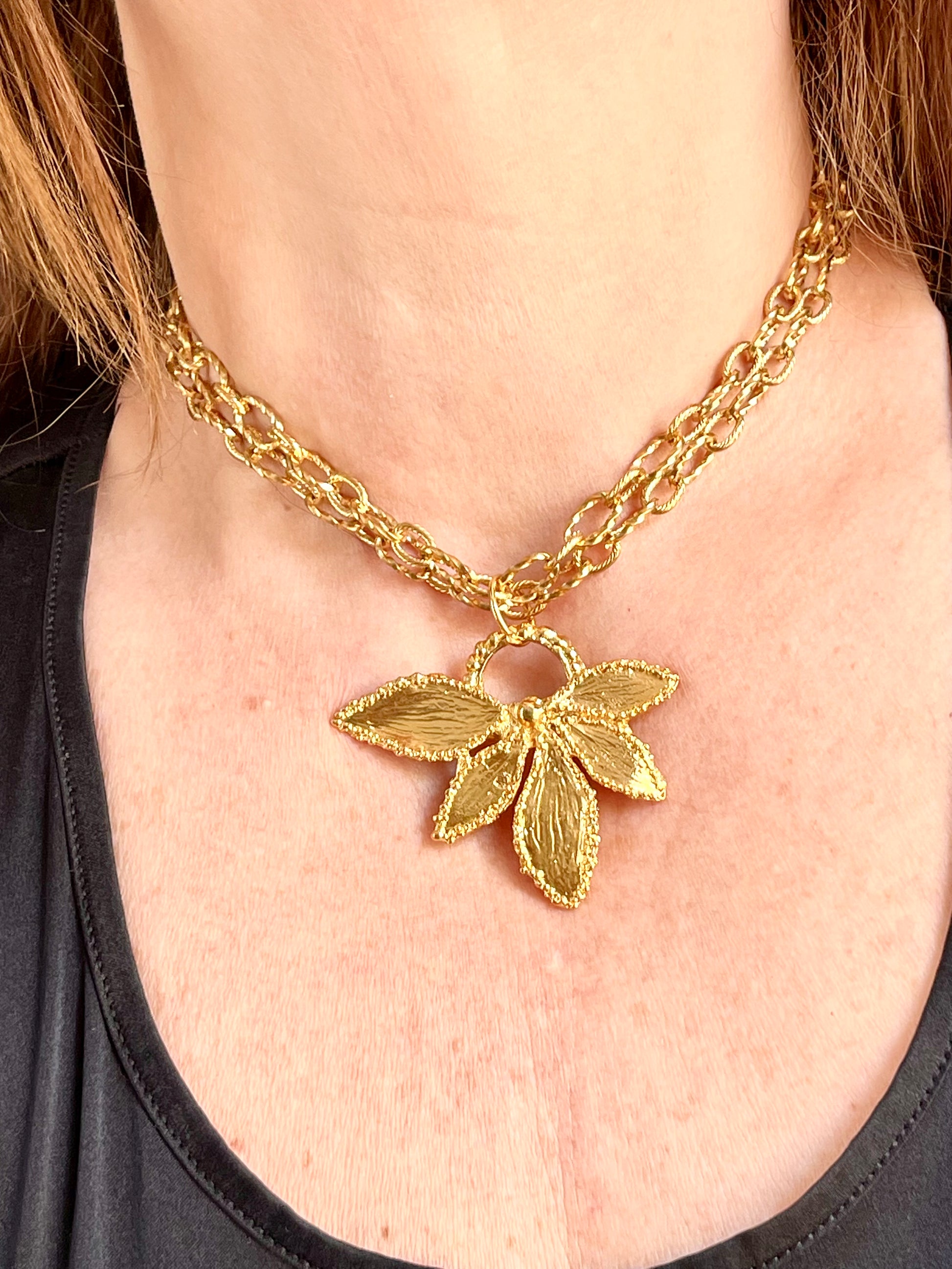 Chocker necklace Vintage 80’s Yves Saint Laurent Leaf Pendant authentic worn by model versatile adjustable design 