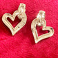 Pendientes Arty Hearts raros bañados en oro blanco