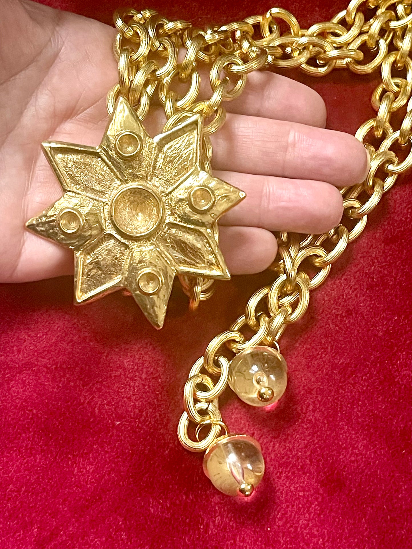 Collier pendentif étoile rare vintage Yves Saint Laurent