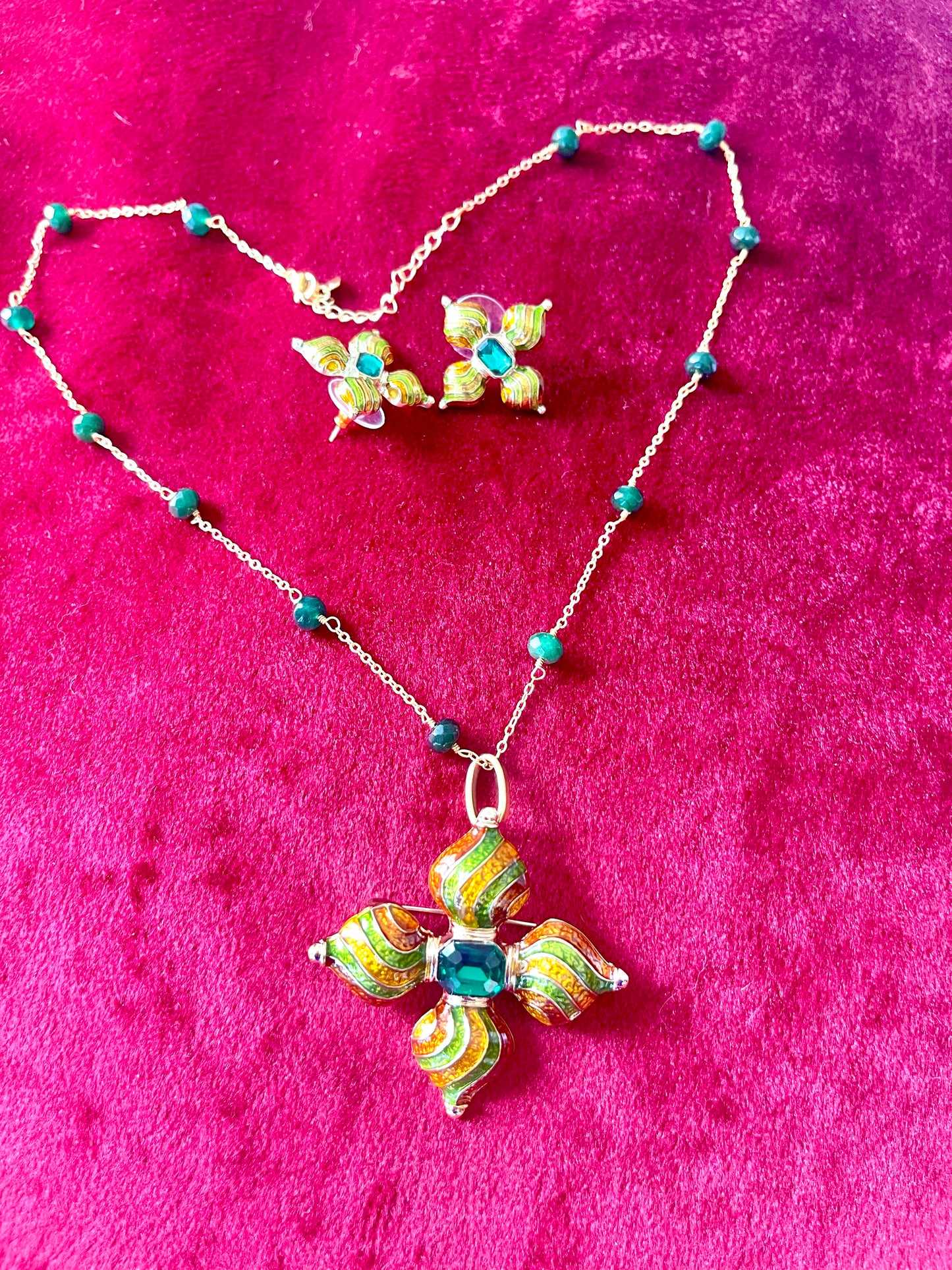 Green Agate Necklace Vintage Cross Design Enameled Jewelry Set Inspiration 90’s Yves Saint Laurent