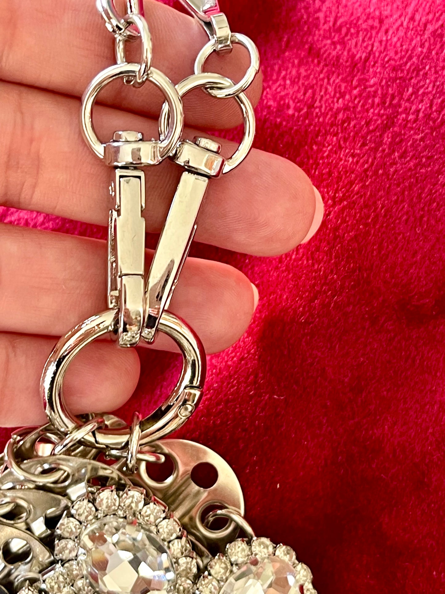 Metal Bag Crystal Charms Phone Holder Style Paco Rabanne ( Style 2 )