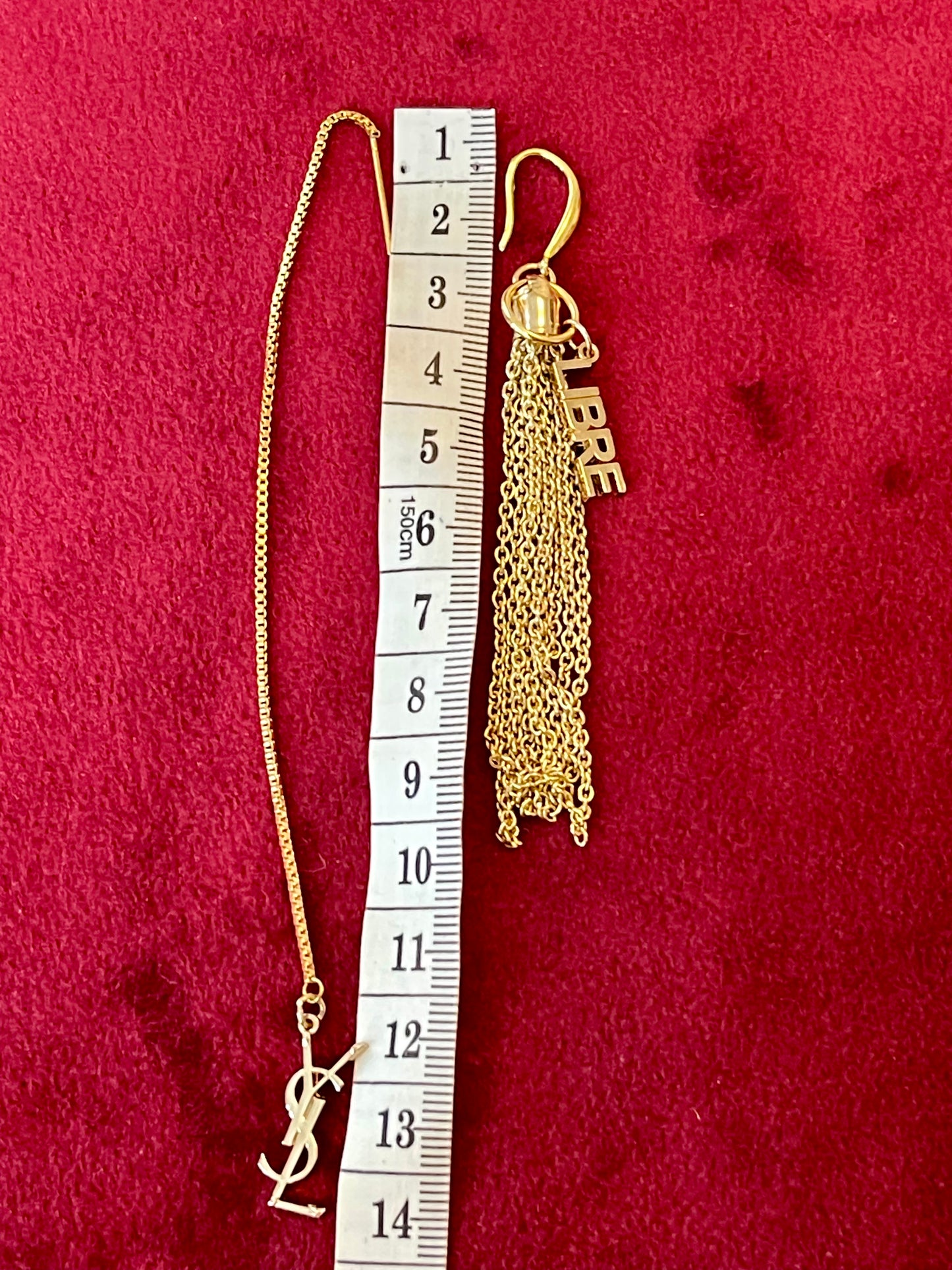 Pendientes colgantes vintage de Yves Saint Laurent reutilizados