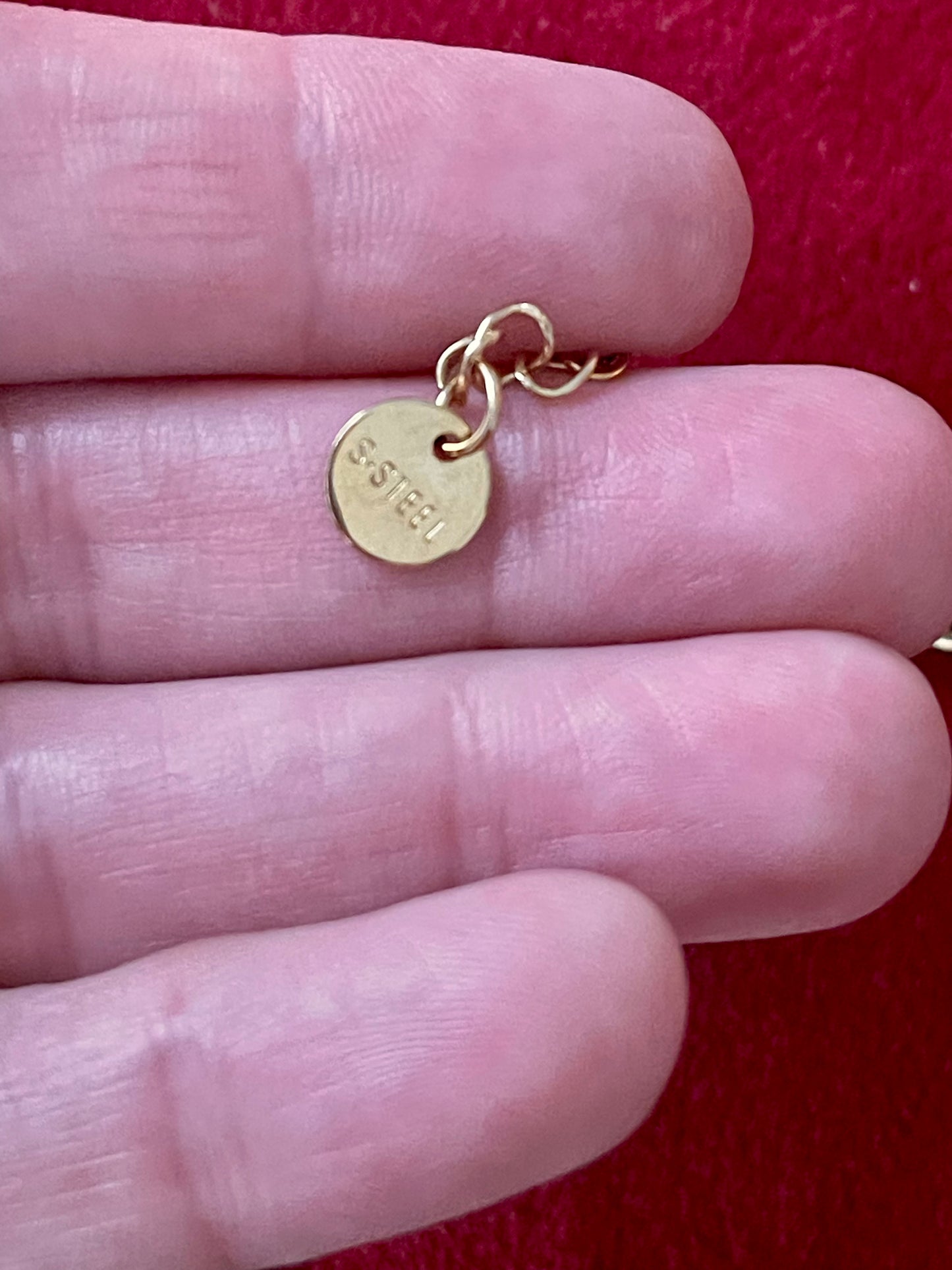 Collar personalizado con colgante vintage de YSL, auténtica joyería de Yves Saint Laurent.