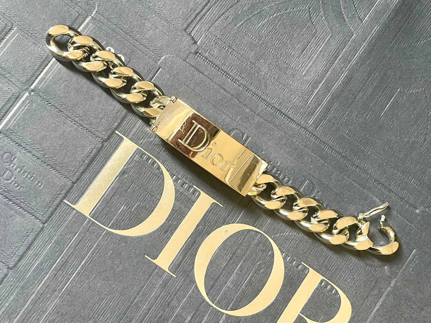 Dior Beauty Chunky Chain Pré-Aimé Très Bon État