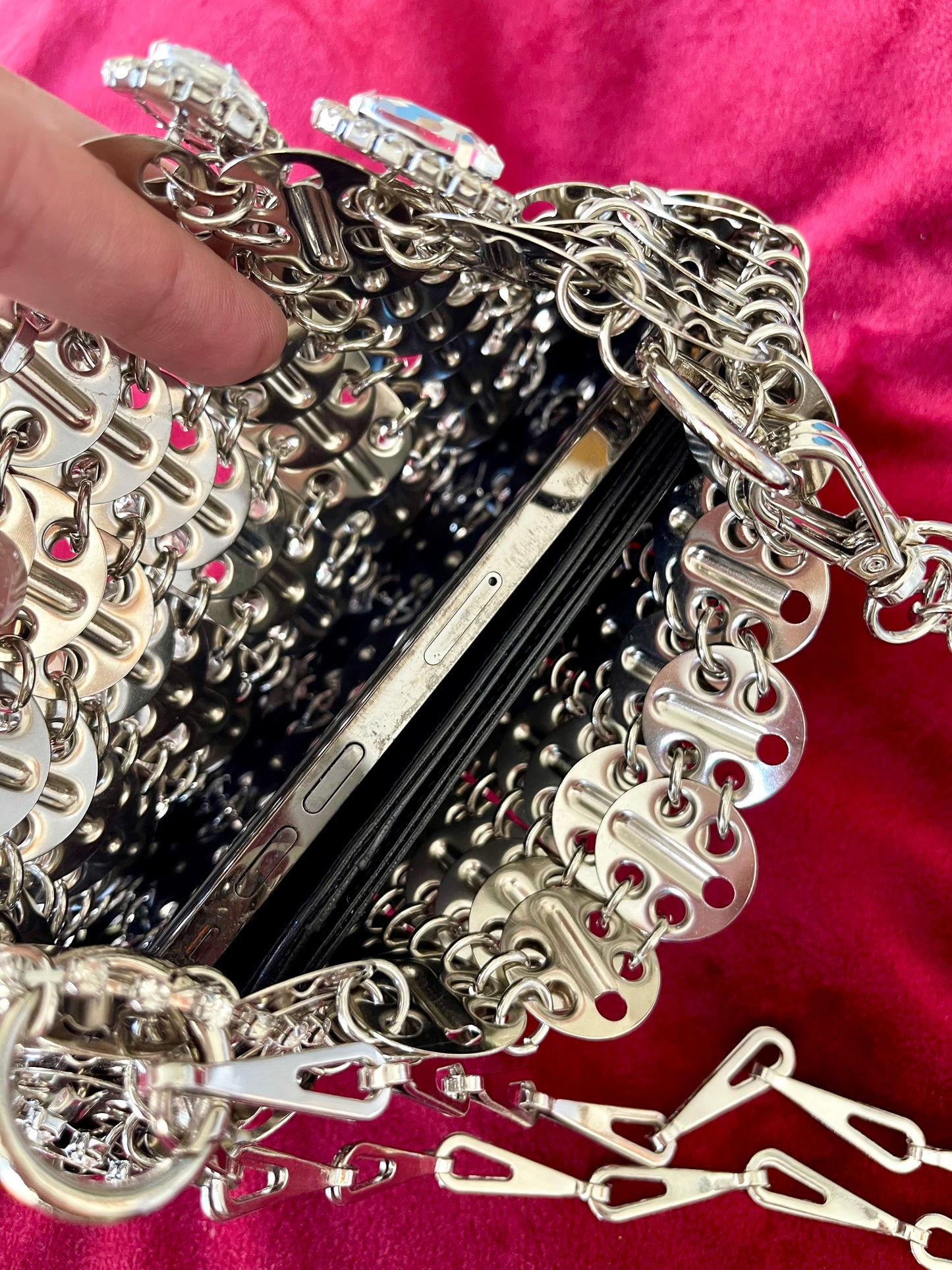 Metal Bag Crystal Charms Phone Holder Style Paco Rabanne ( Style 2 )