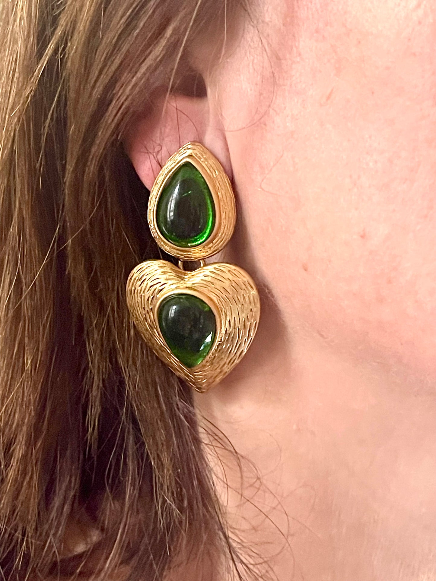 Boucles d'oreilles Tear Drop Gold &amp; Green Remake design vintage