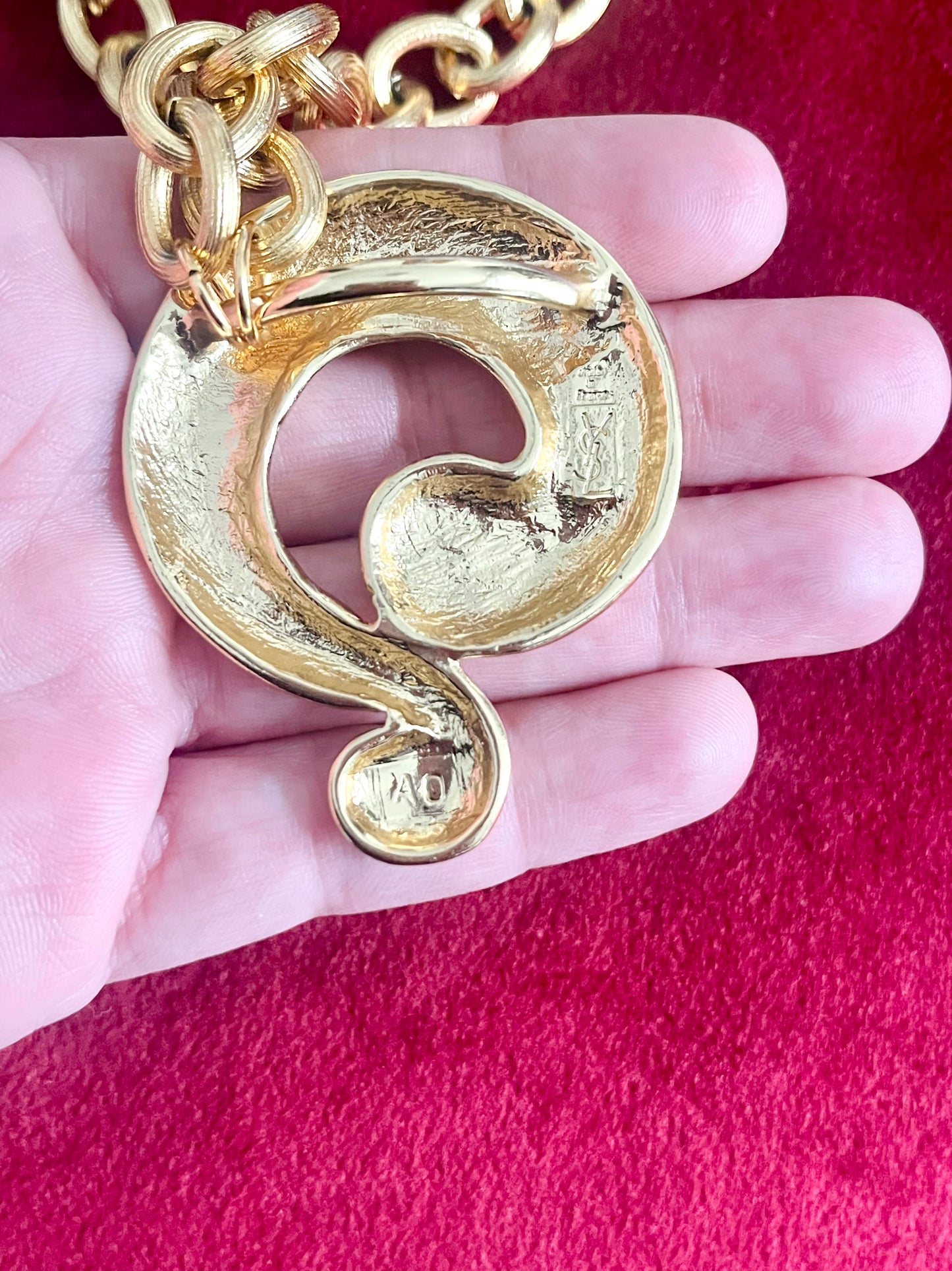 Question Mark Vintage Scarf Holder Pendant Yves Saint Laurent