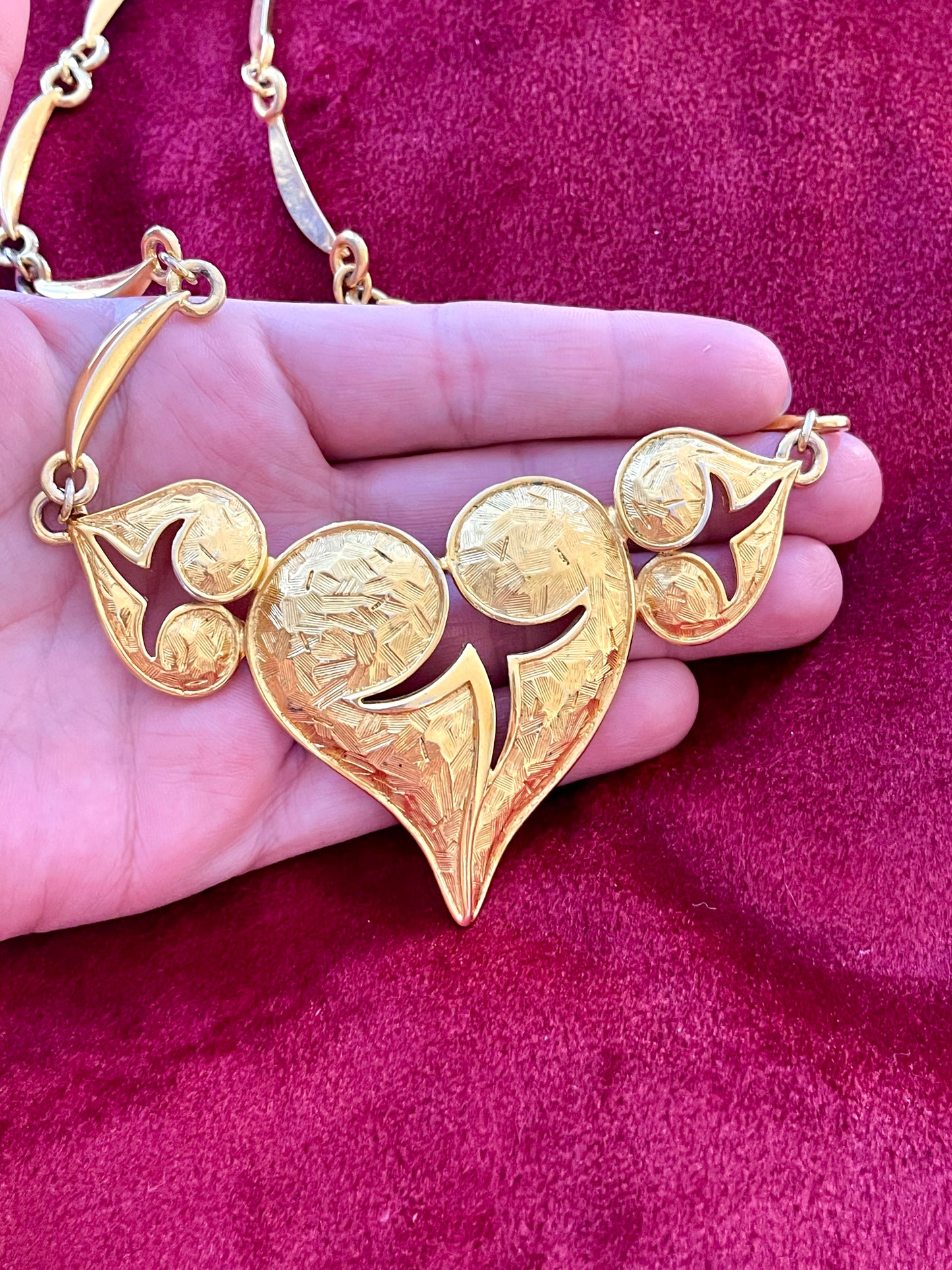 Vintage 80's raro Art Nouveau oro metal corazones collar estilo Christian Lacroix