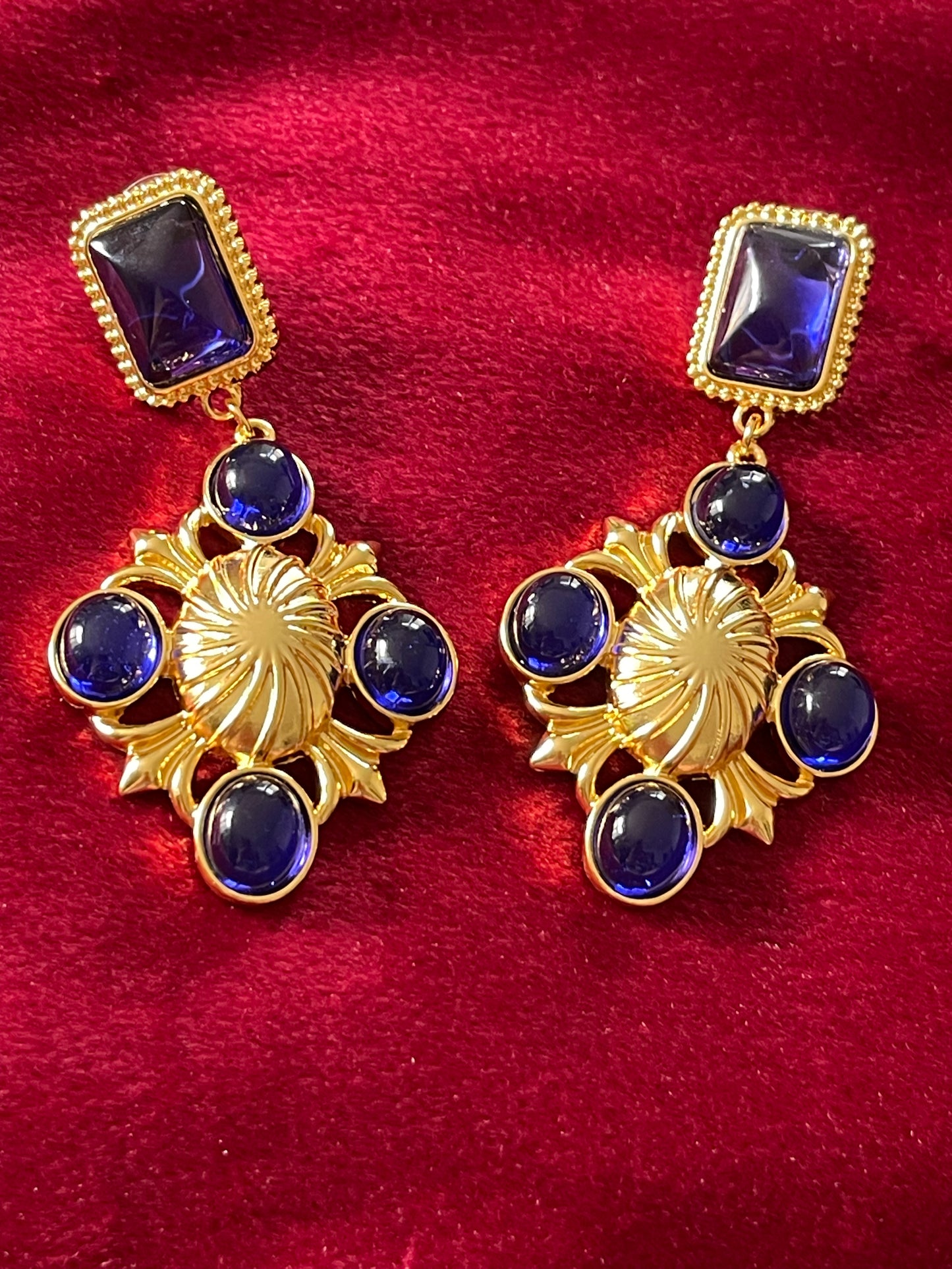 Boucles d'Oreilles Résine Bleue Métal Doré Clair