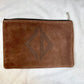 Pochette Dior en daim marron