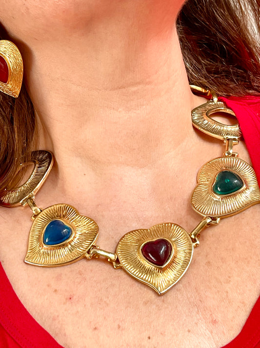 Collar vintage de amuletos de corazón de los años 90