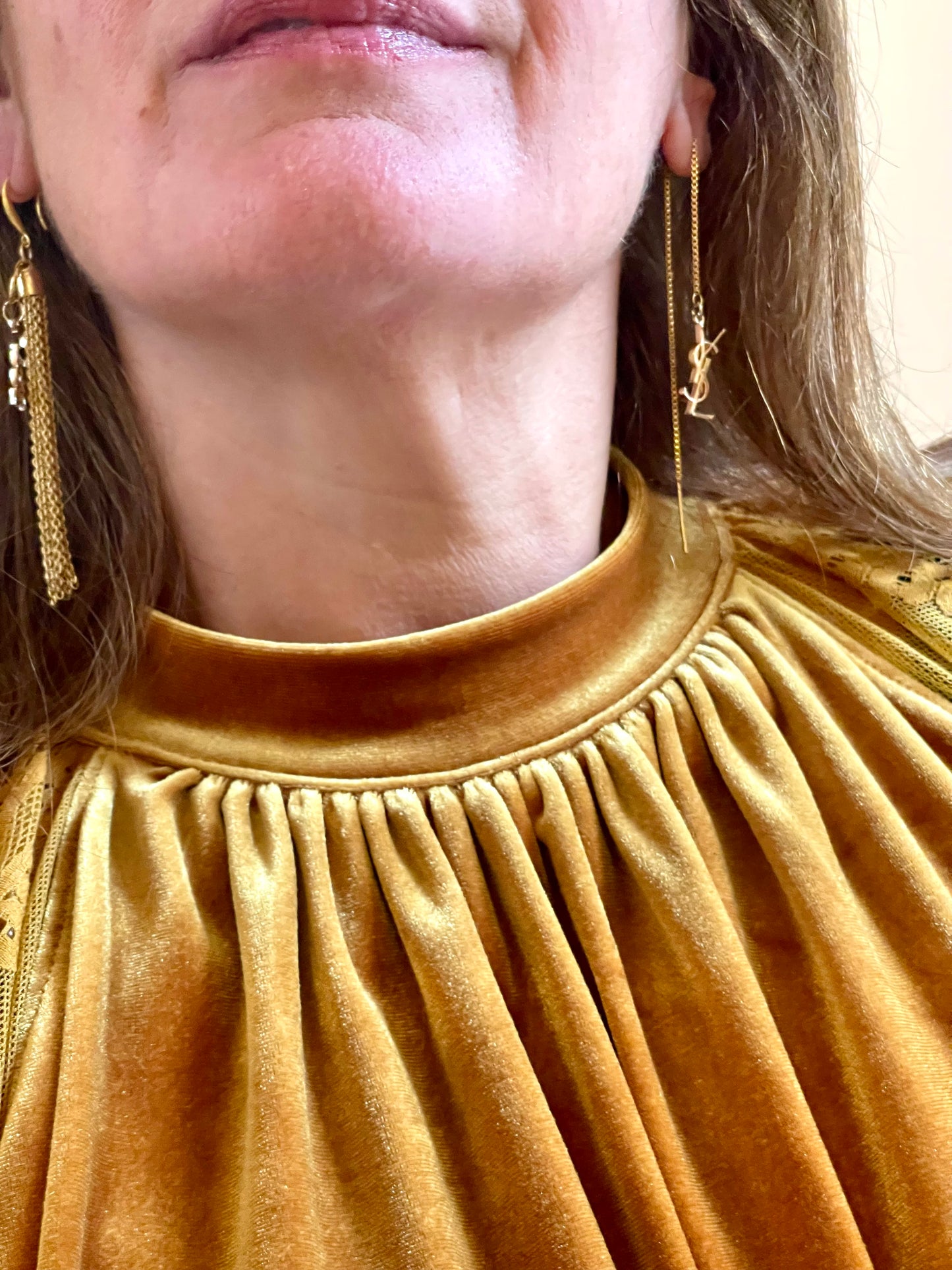 Pendientes colgantes vintage de Yves Saint Laurent reutilizados