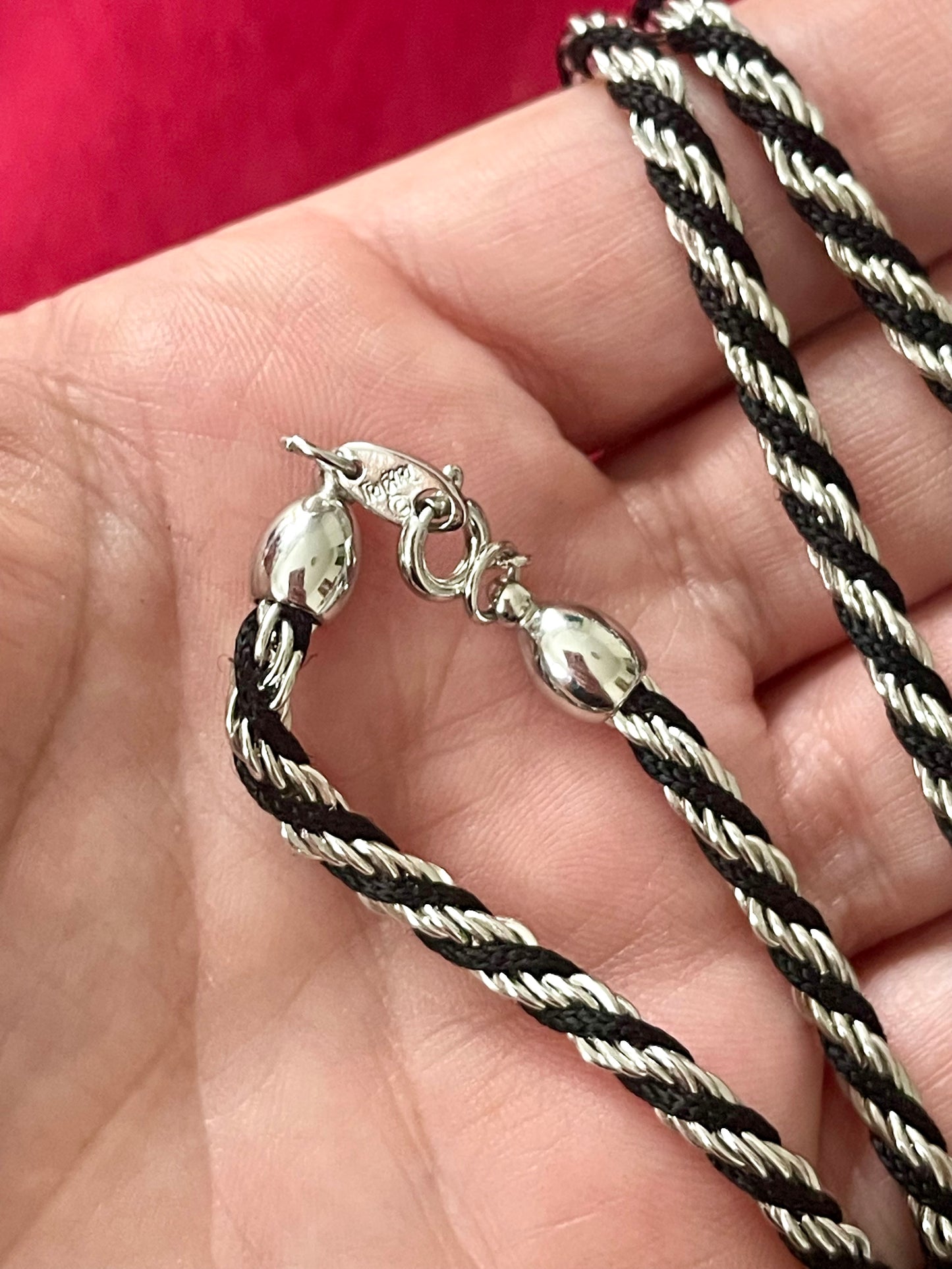 Auténtico collar vintage con colgante Triffari de Christian Dior