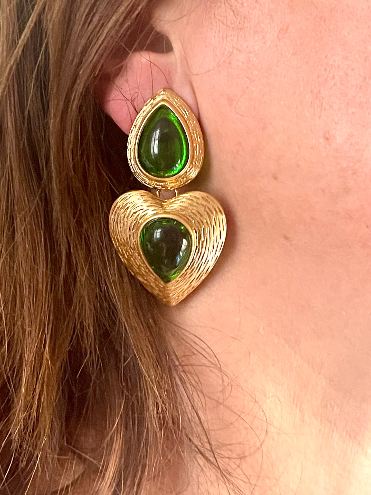 Boucles d'oreilles Tear Drop Gold &amp; Green Remake design vintage