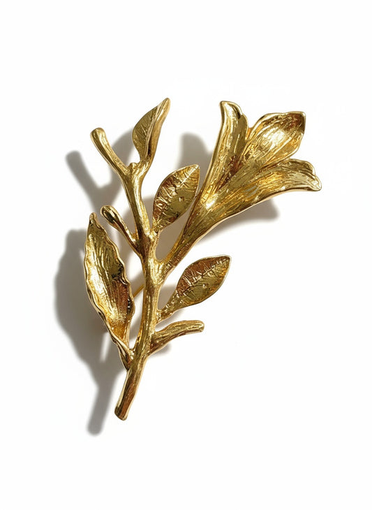Rare Vintage GoldToned Floral Brooch – 1980s/90s Nature Inspired Collector’s Piece